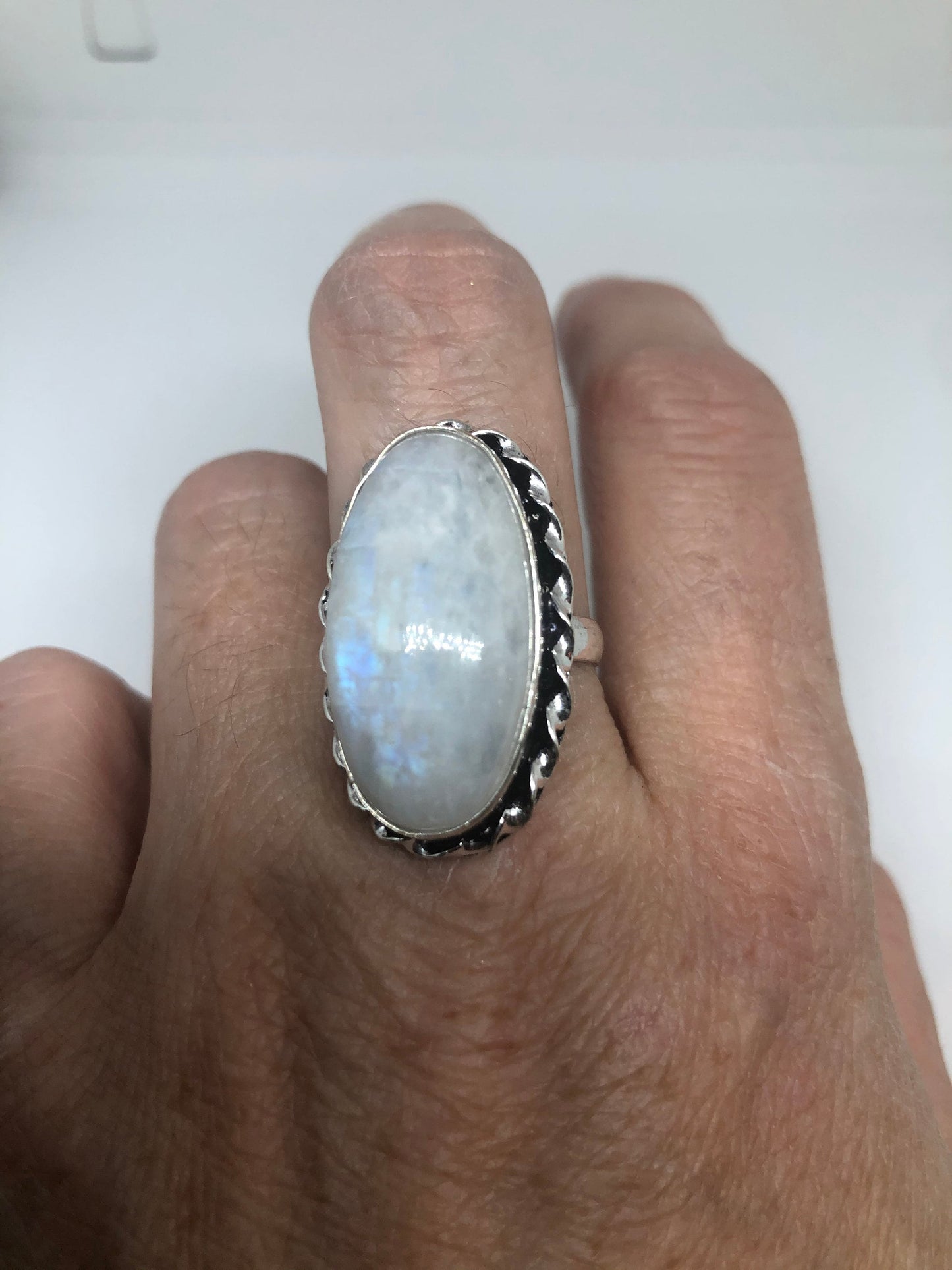 Vintage Genuine Blue White Rainbow Moonstone Ring Size 8