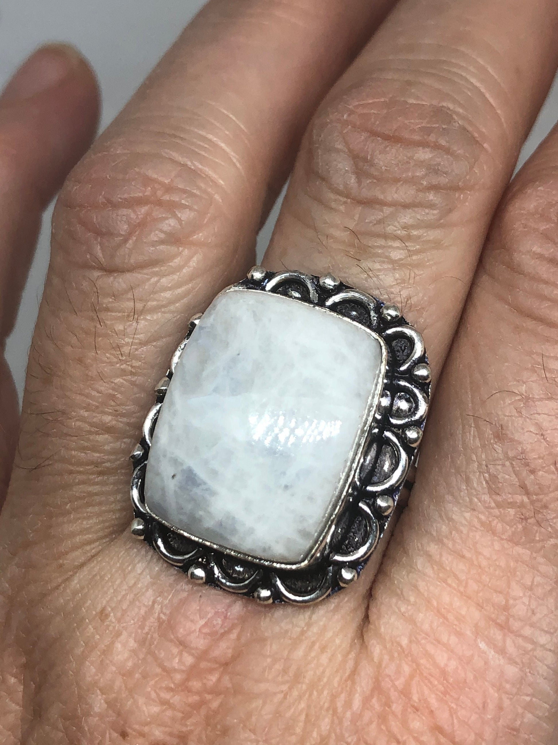 Vintage Genuine Blue White Rainbow Moonstone Ring Size 8