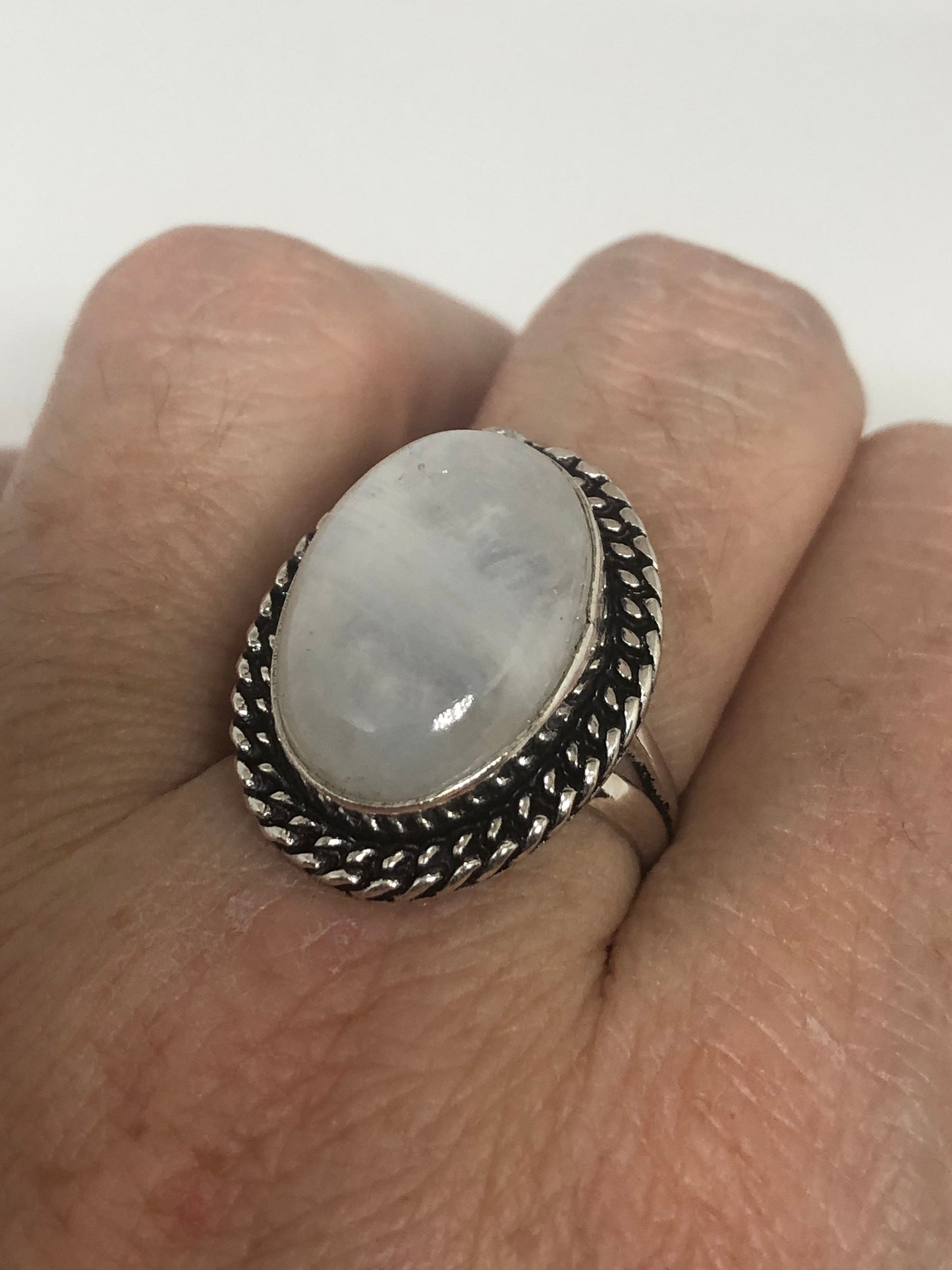 Vintage Genuine Blue White Rainbow Moonstone Ring Size 8