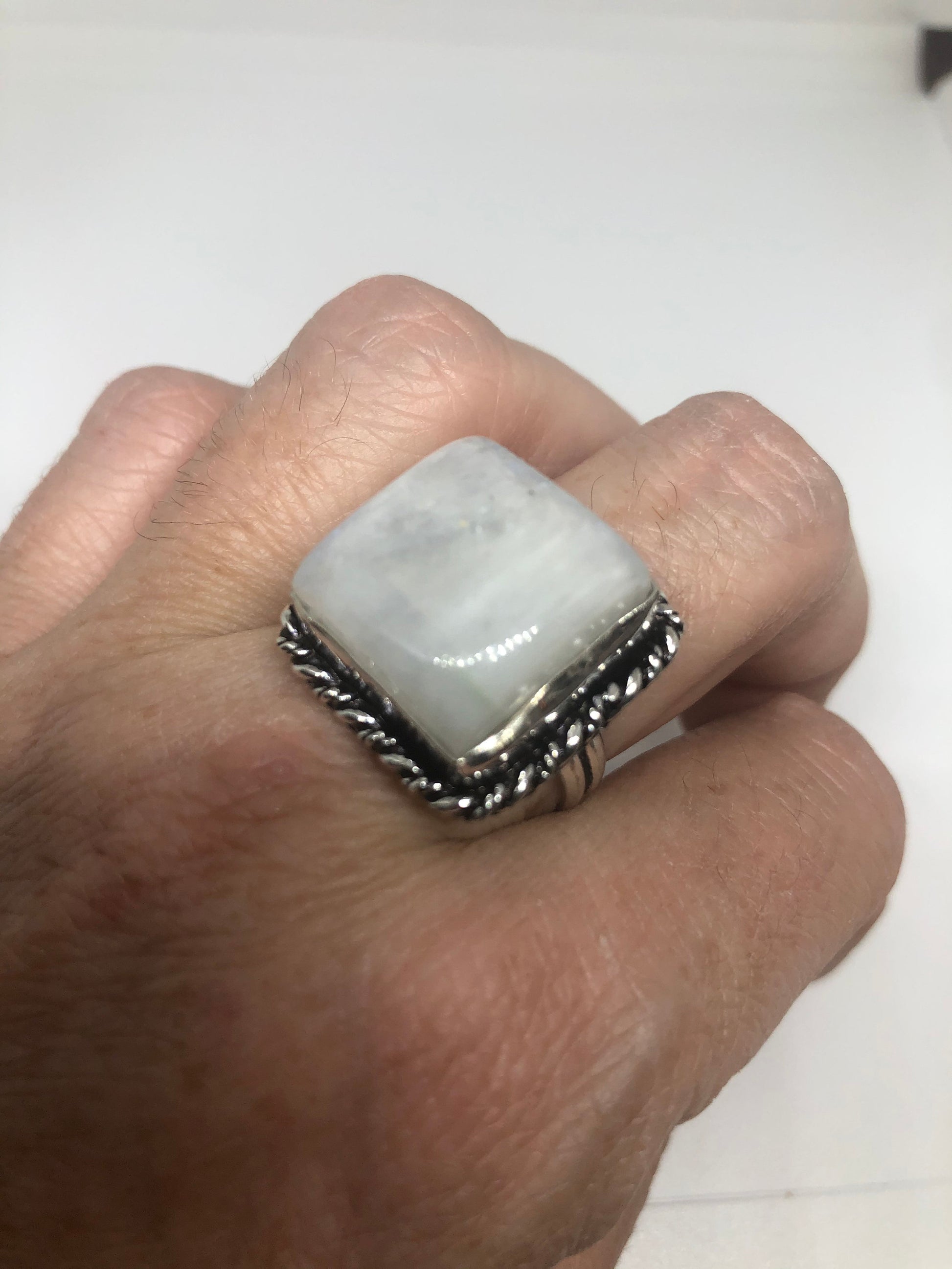 Vintage Genuine Blue White Rainbow Moonstone Ring Size 8