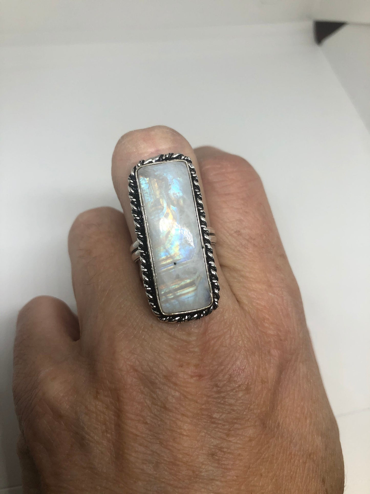 Vintage Genuine Blue White Rainbow Moonstone Ring Size 8.5