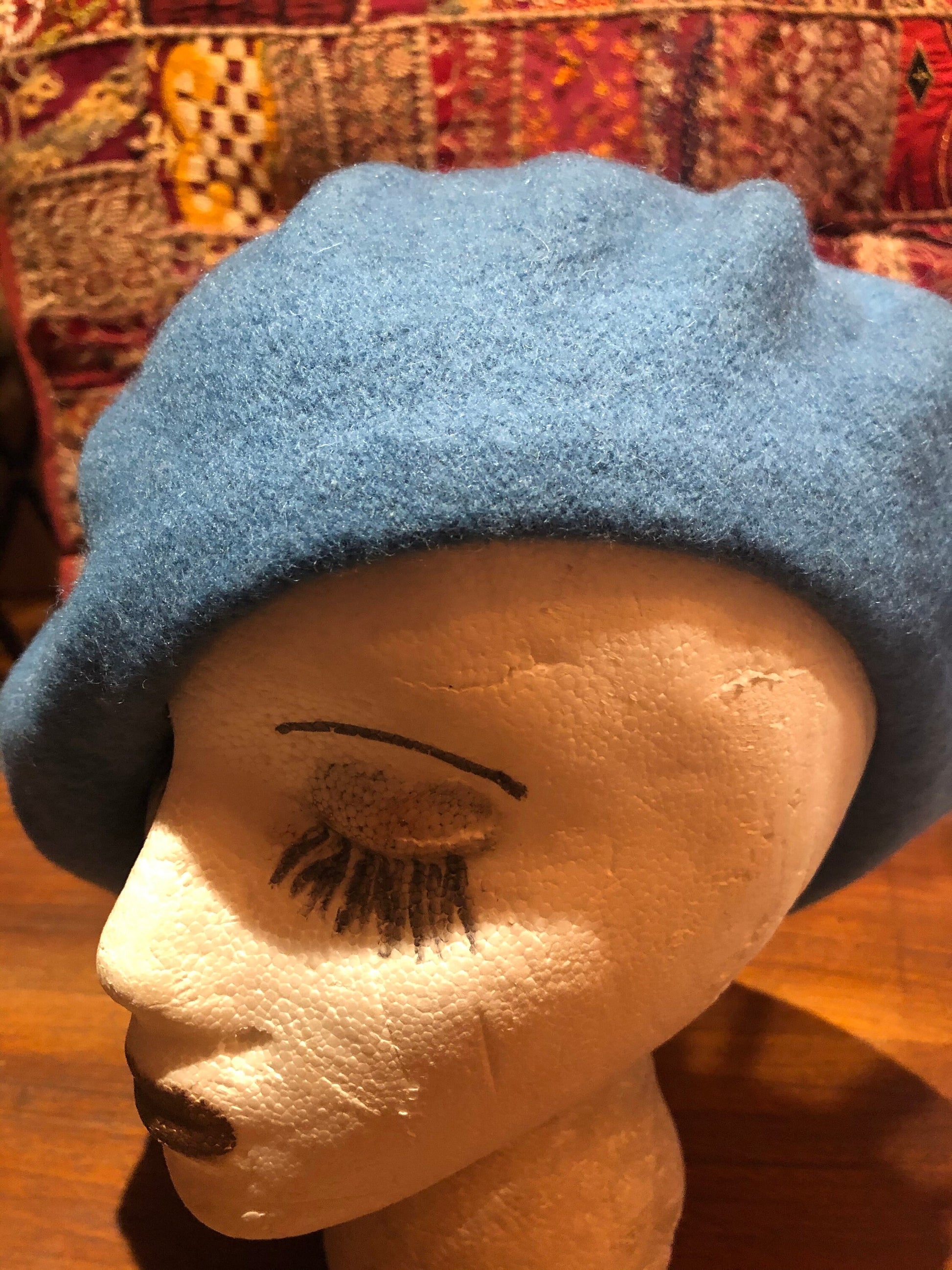 Vintage Teal Blue Wool Felt 11 in Beret Hat