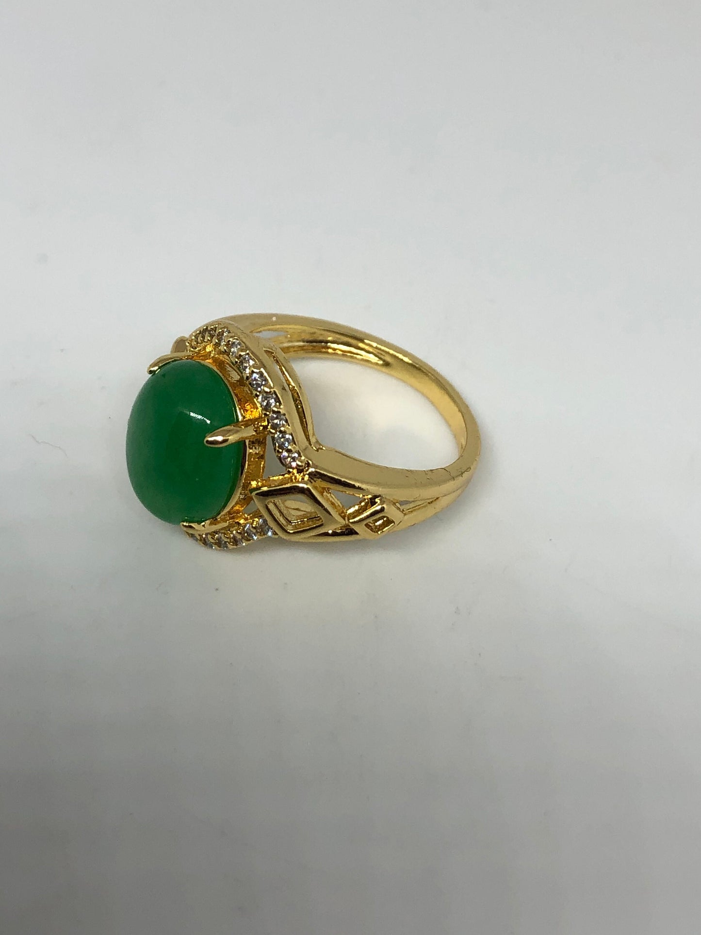 Vintage Lucky Green Nephrite Jade Golden Ring