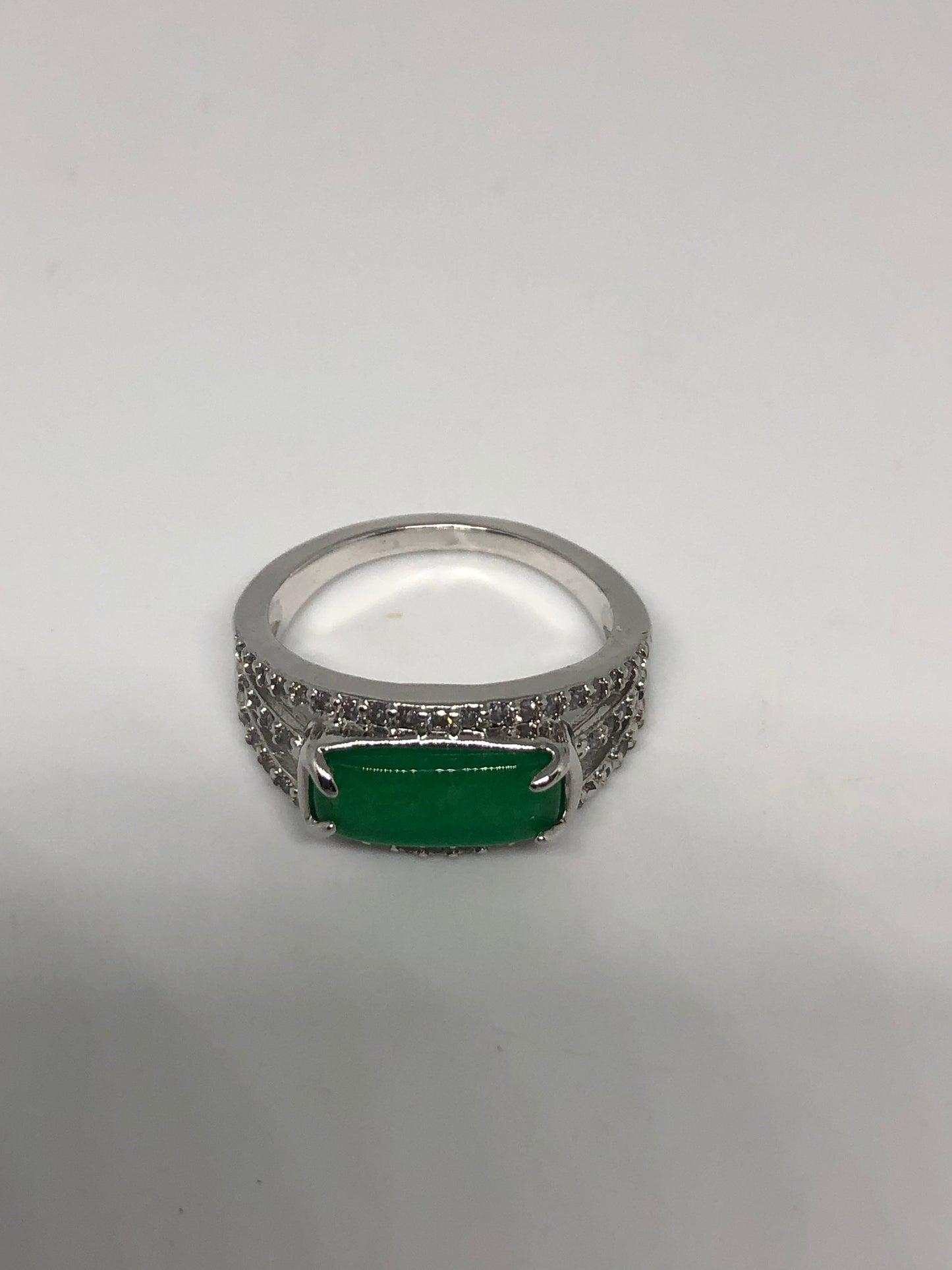 Vintage Lucky Green Nephrite Jade Ring