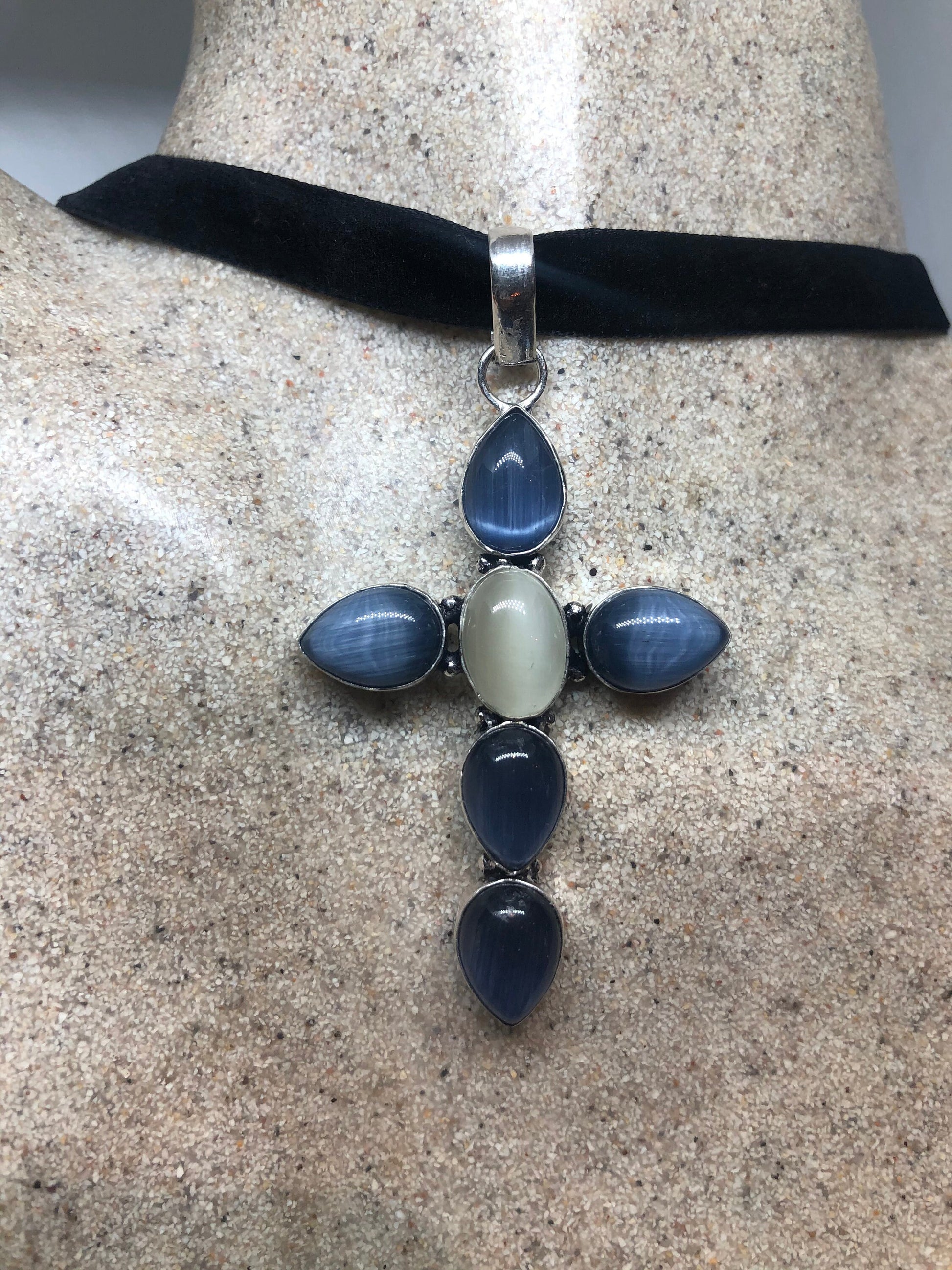 Vintage Moonstone and Blue Cats Eye cross Necklace Choker