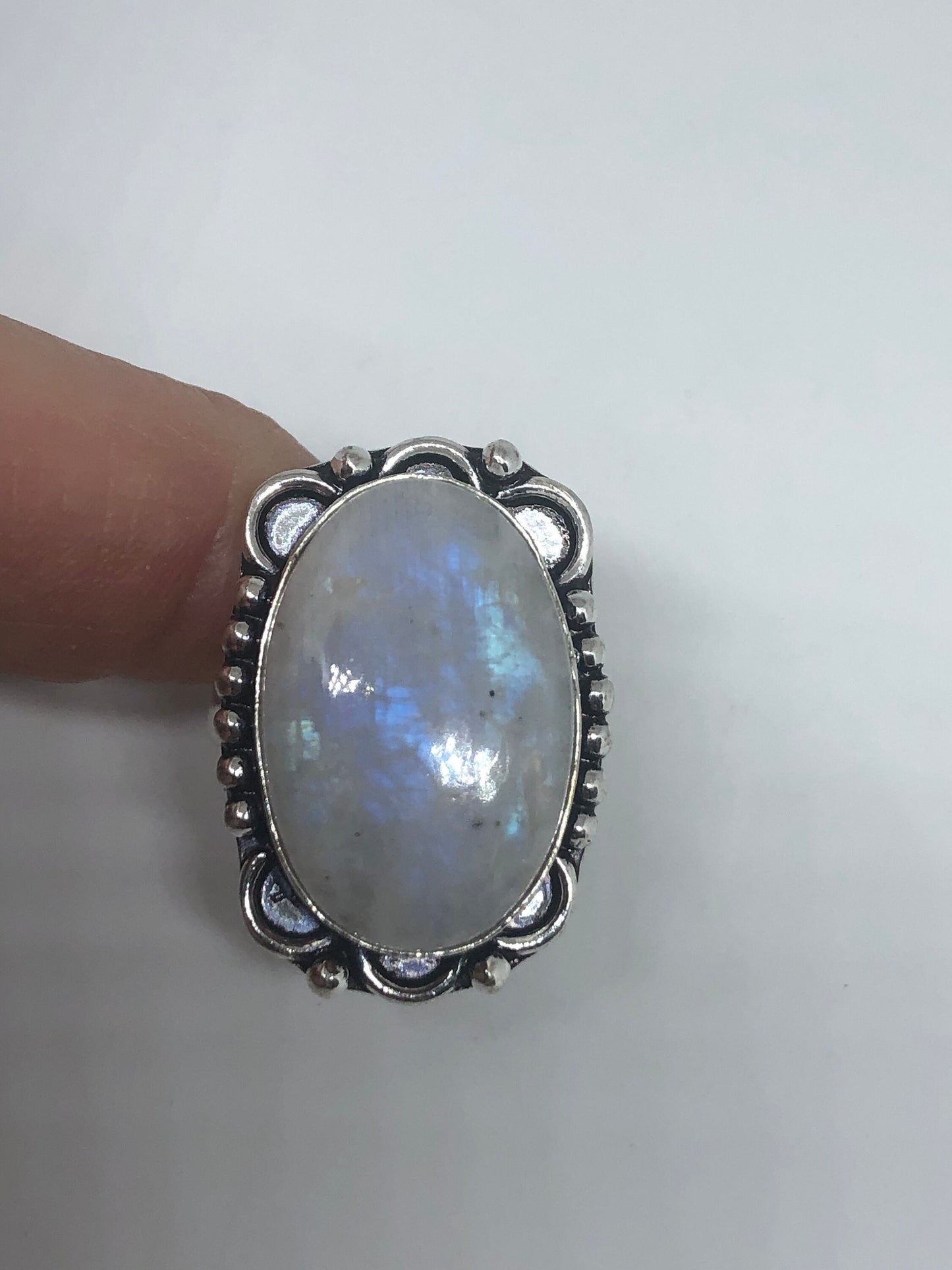 Vintage Genuine Blue White Rainbow Moonstone Ring Size 8