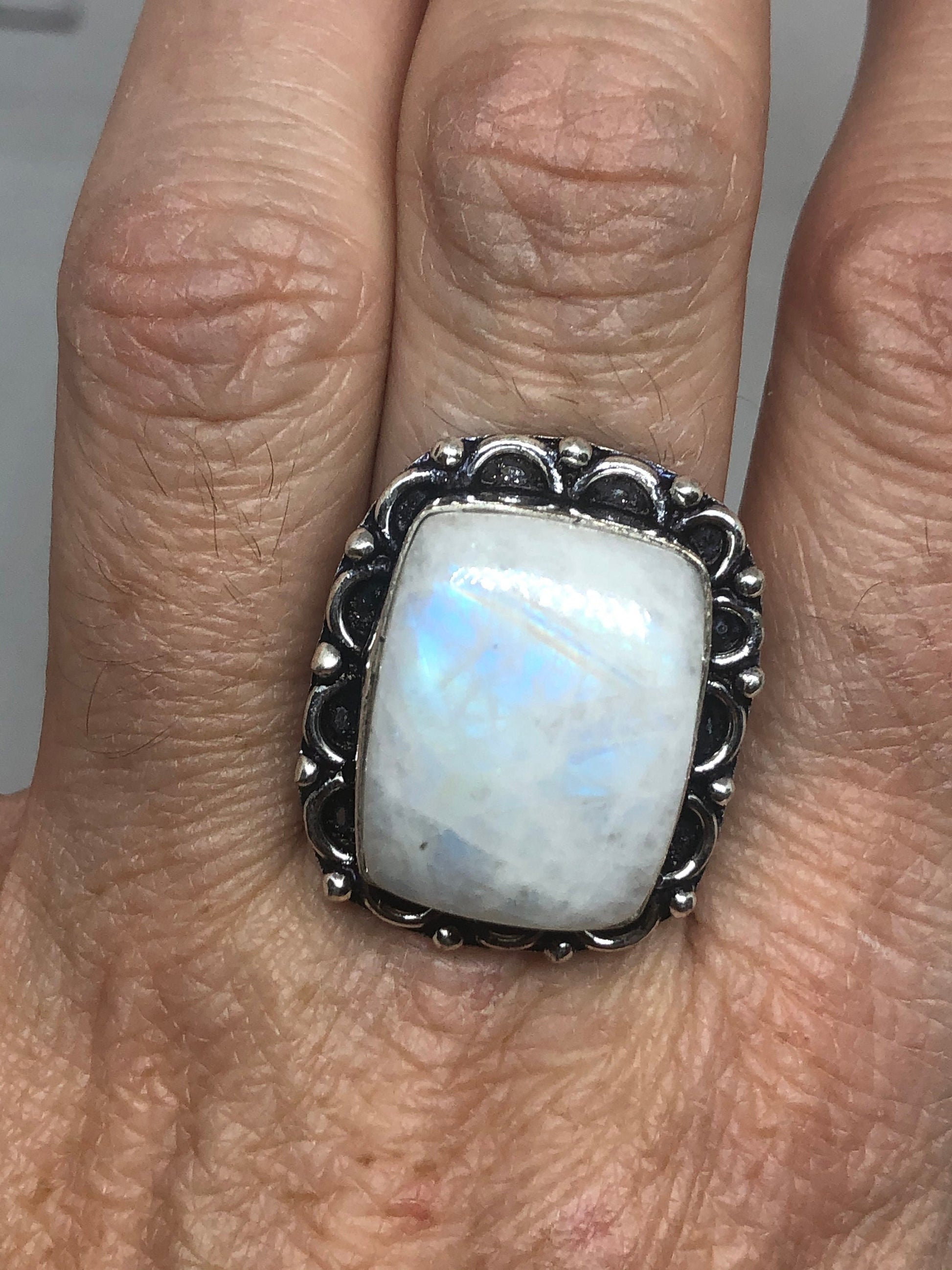 Vintage Genuine Blue White Rainbow Moonstone Ring Size 8