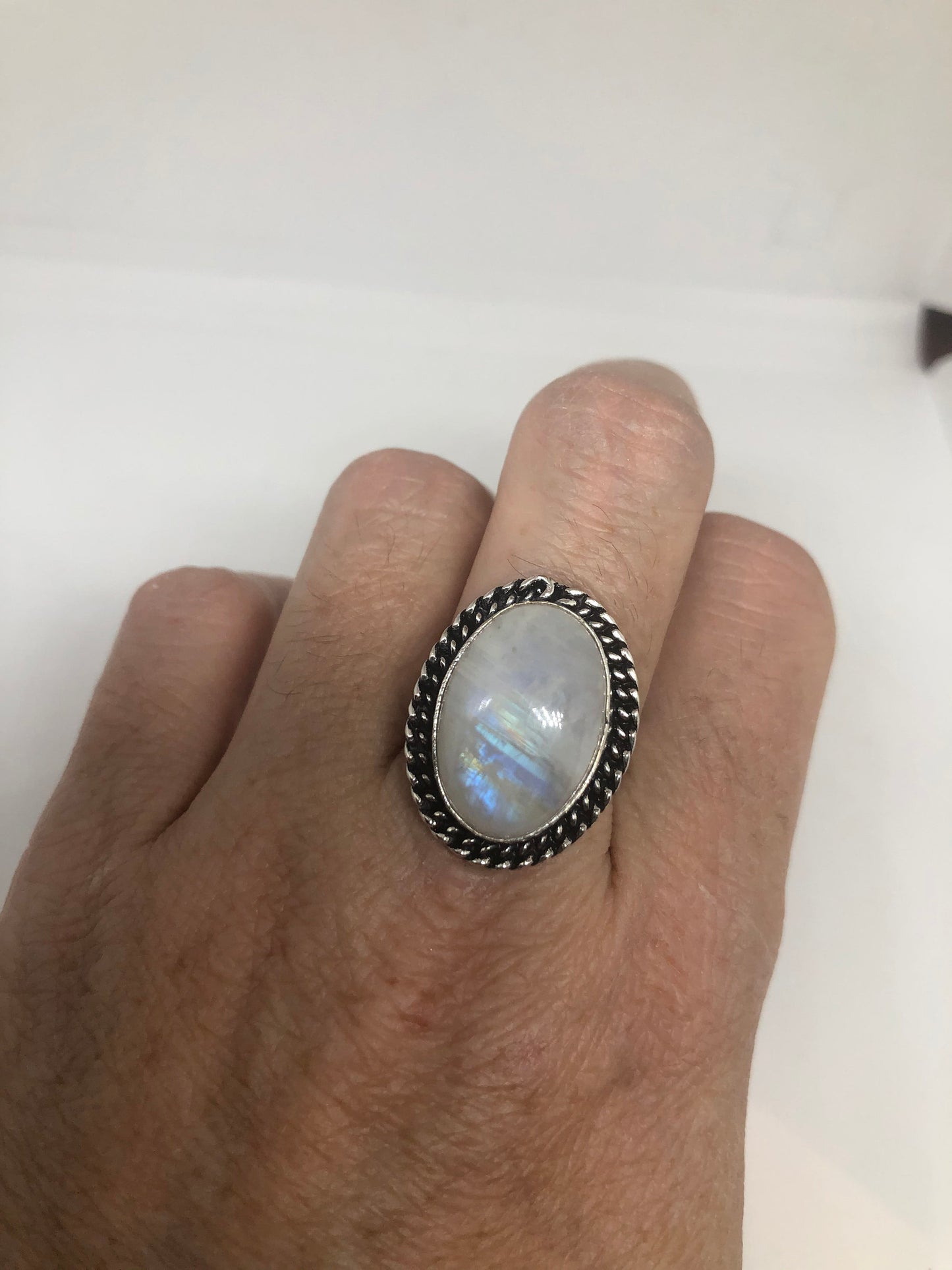 Vintage Genuine Blue White Rainbow Moonstone Ring Size 8