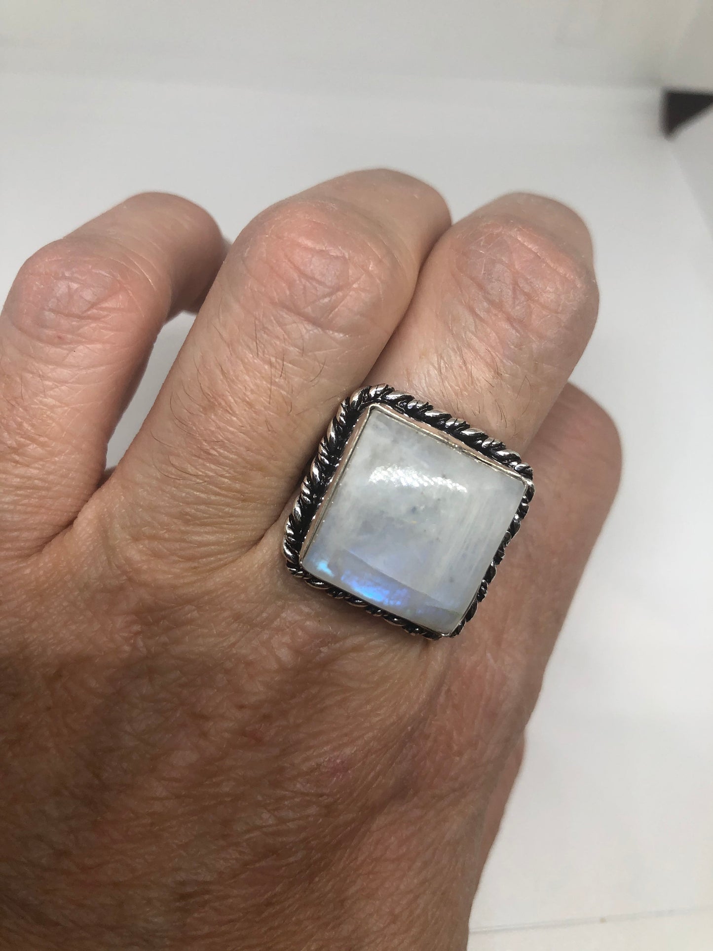 Vintage Genuine Blue White Rainbow Moonstone Ring Size 8