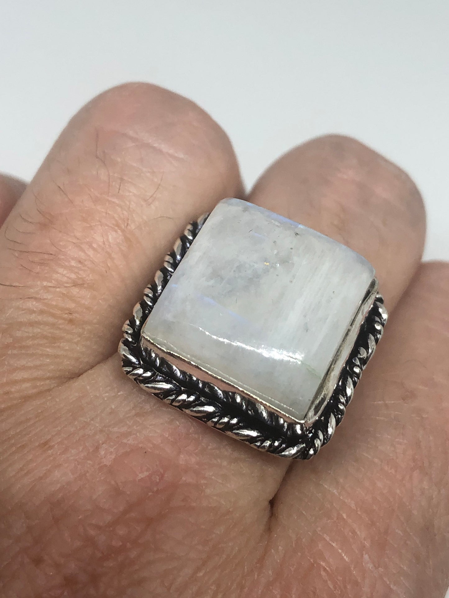 Vintage Genuine Blue White Rainbow Moonstone Ring Size 8