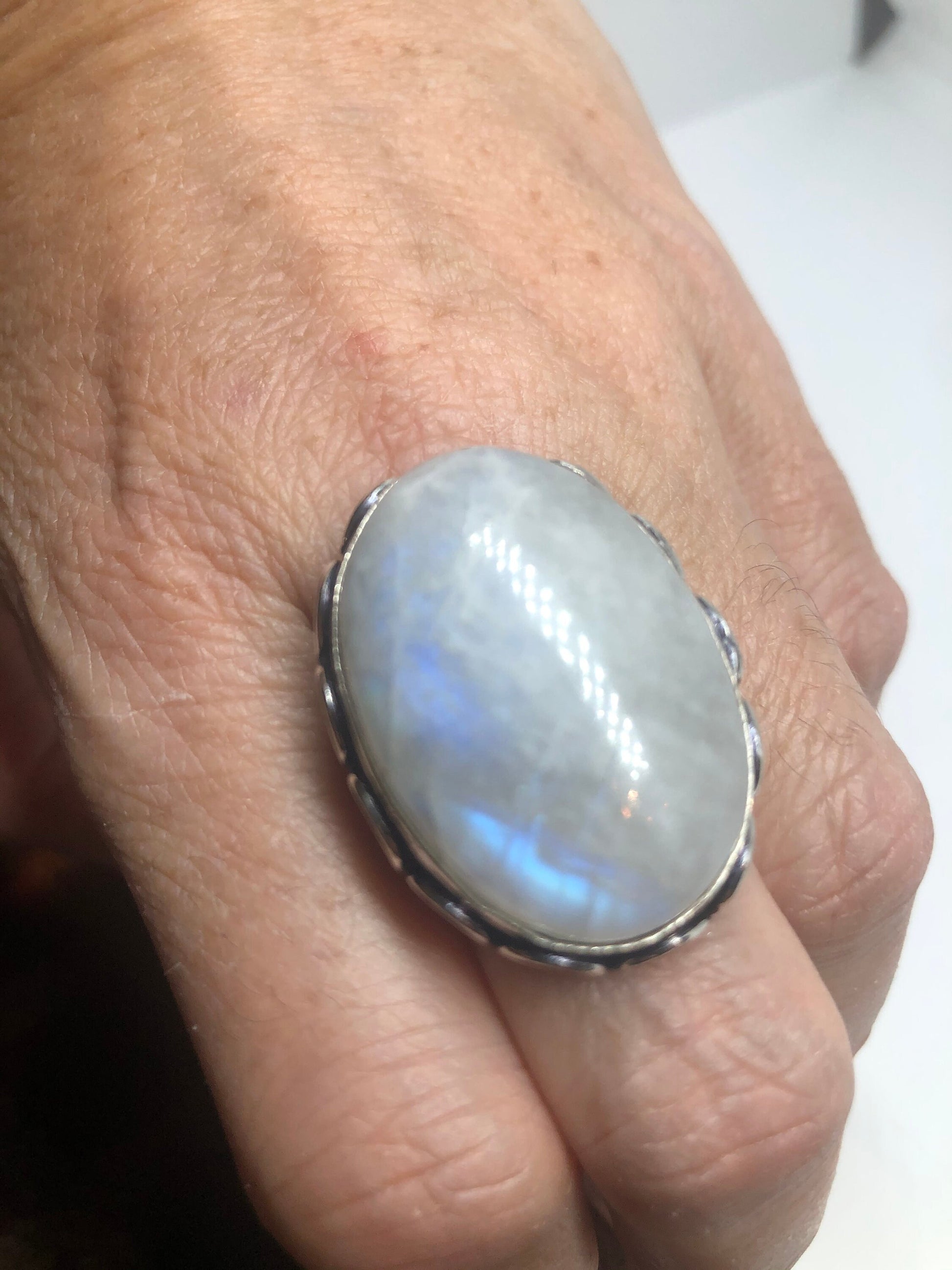 Vintage Genuine Blue White Rainbow Moonstone Ring Size 8