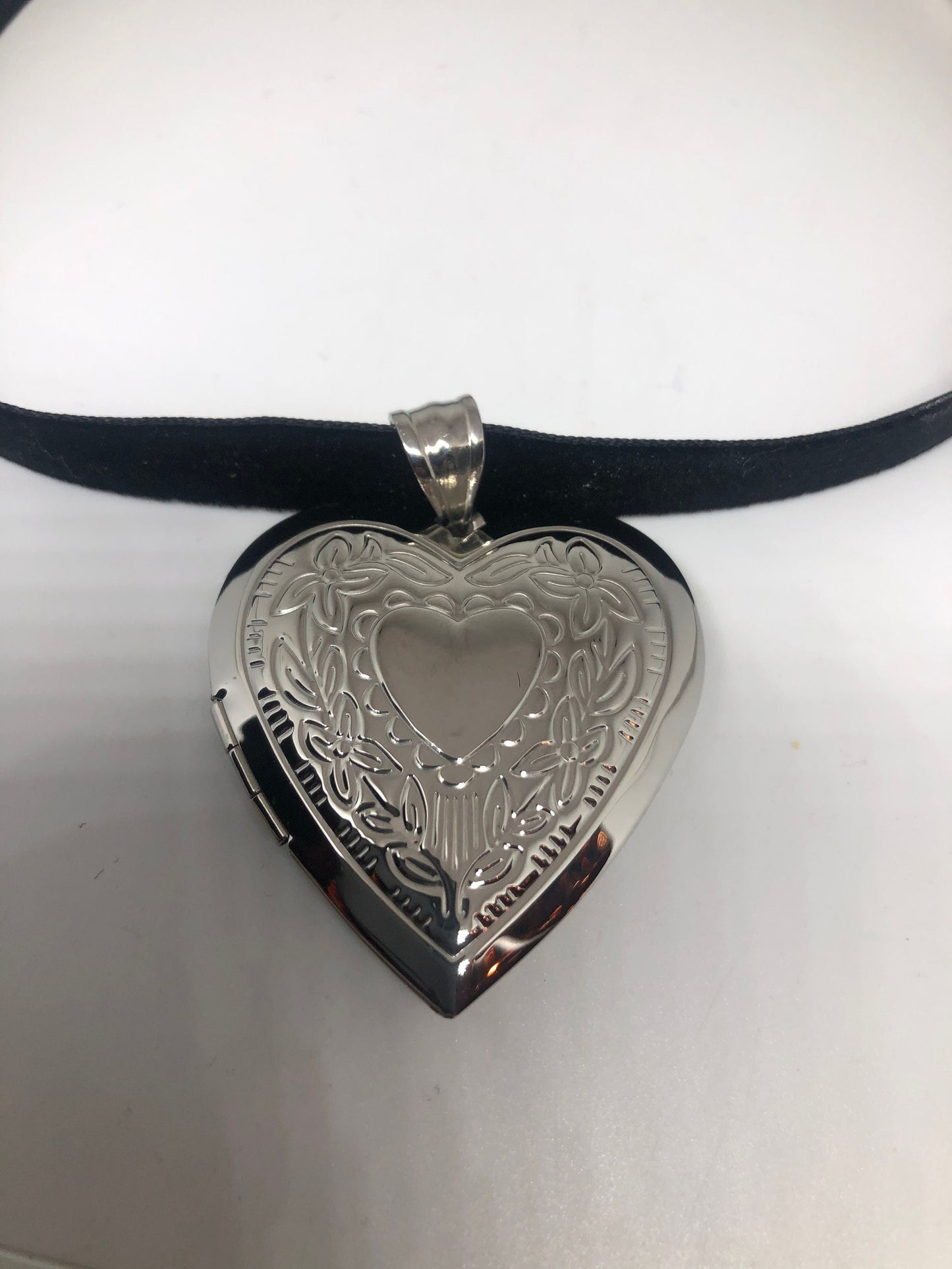 Vintage Silver Locket | Tiny Heart Photo Charm Stainless Steel Deco Etched Choker Necklace