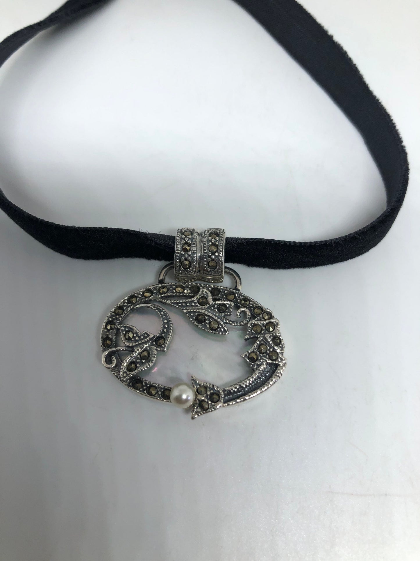 Vintage Deco Mother of a Pearl Choker Marcasite 925 Sterling Silver Necklace