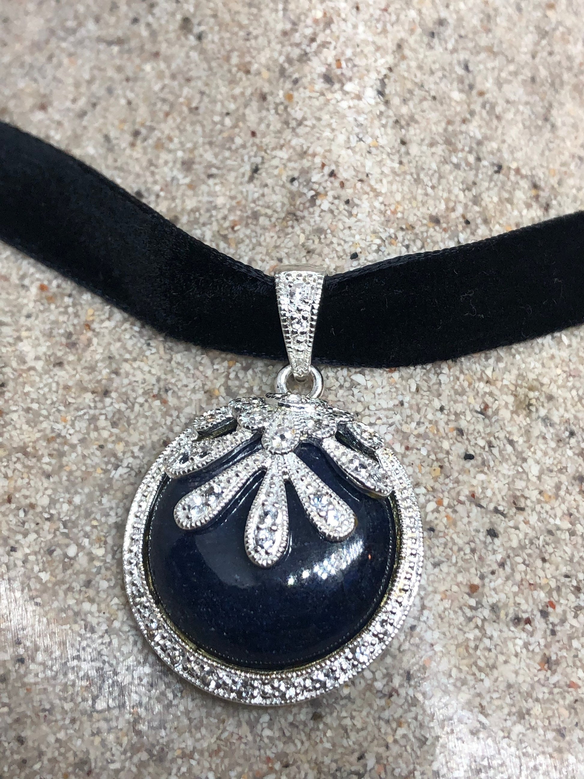 Vintage Black Onyx Choker White Sapphire 925 Sterling Silver Pendant Necklace