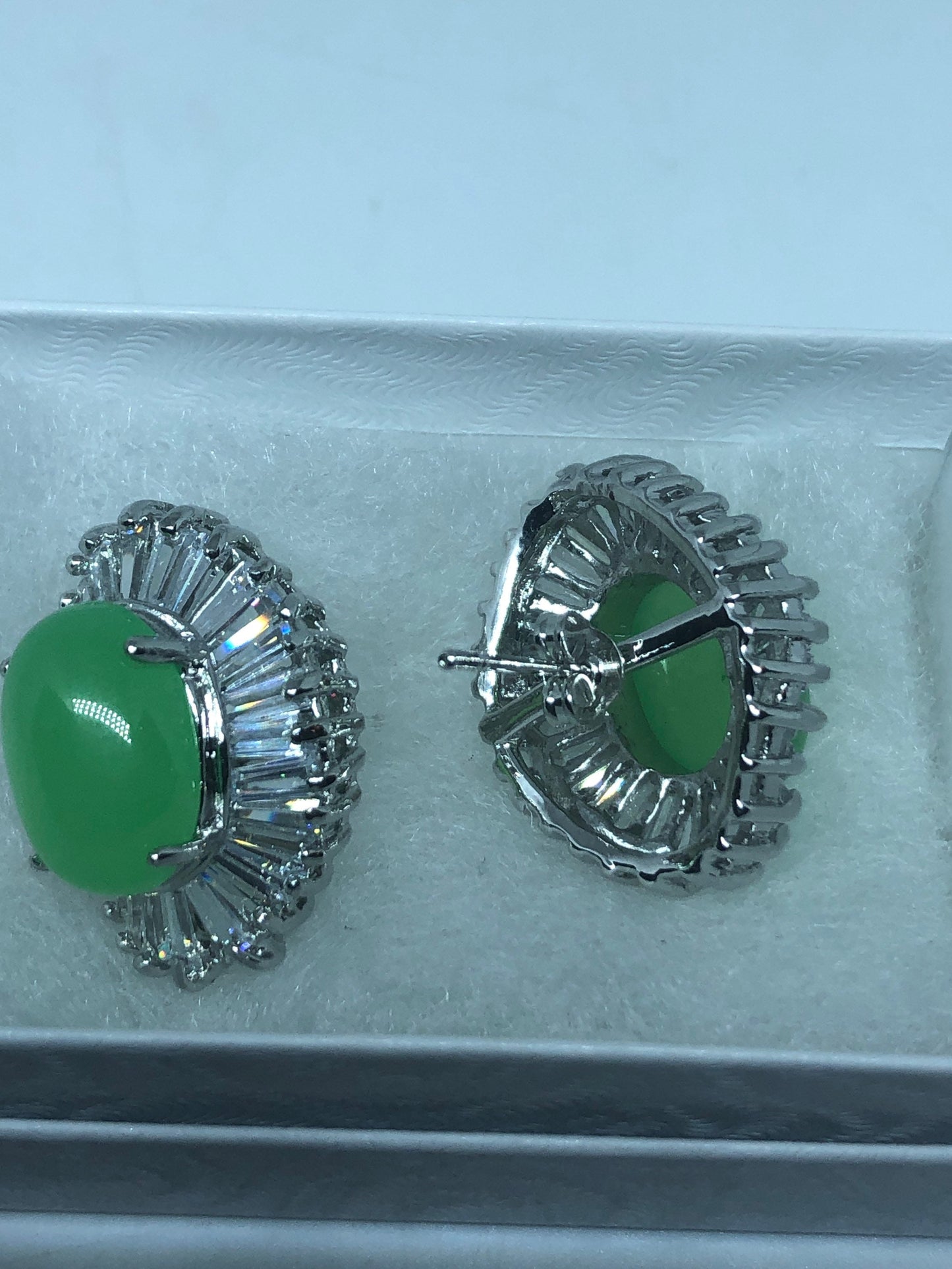 Vintage Fun Green Jade Gemstone Silver Bronze Stud Earrings