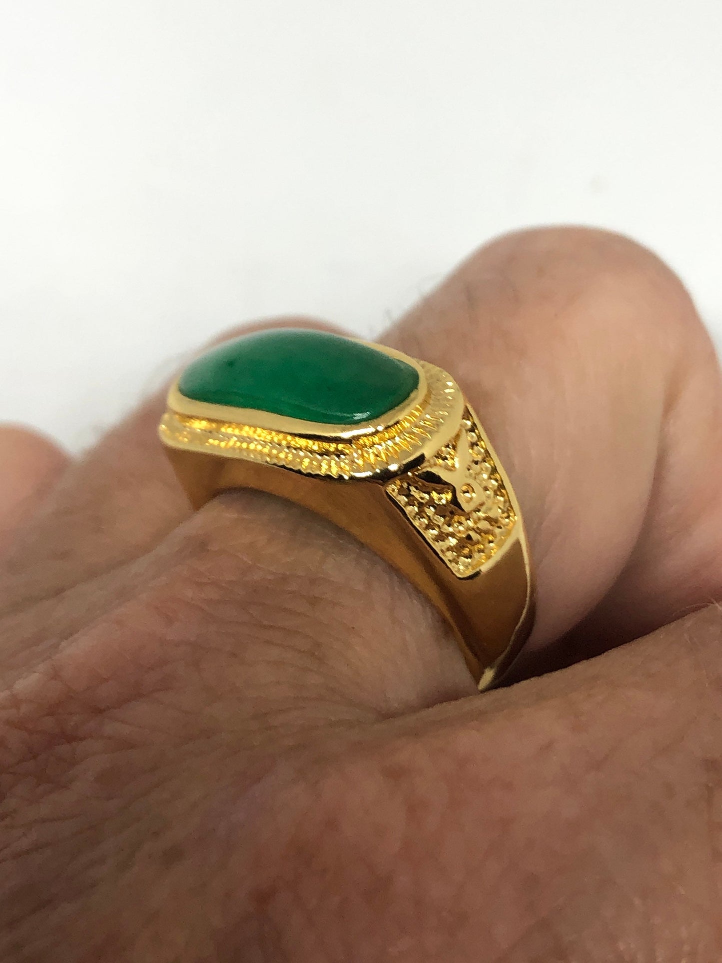 Vintage Lucky Green Nephrite Jade Gold Rhodium ring