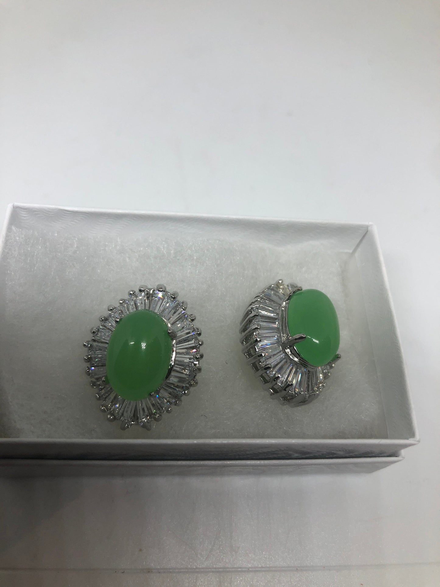 Vintage Fun Green Jade Gemstone Silver Bronze Stud Earrings