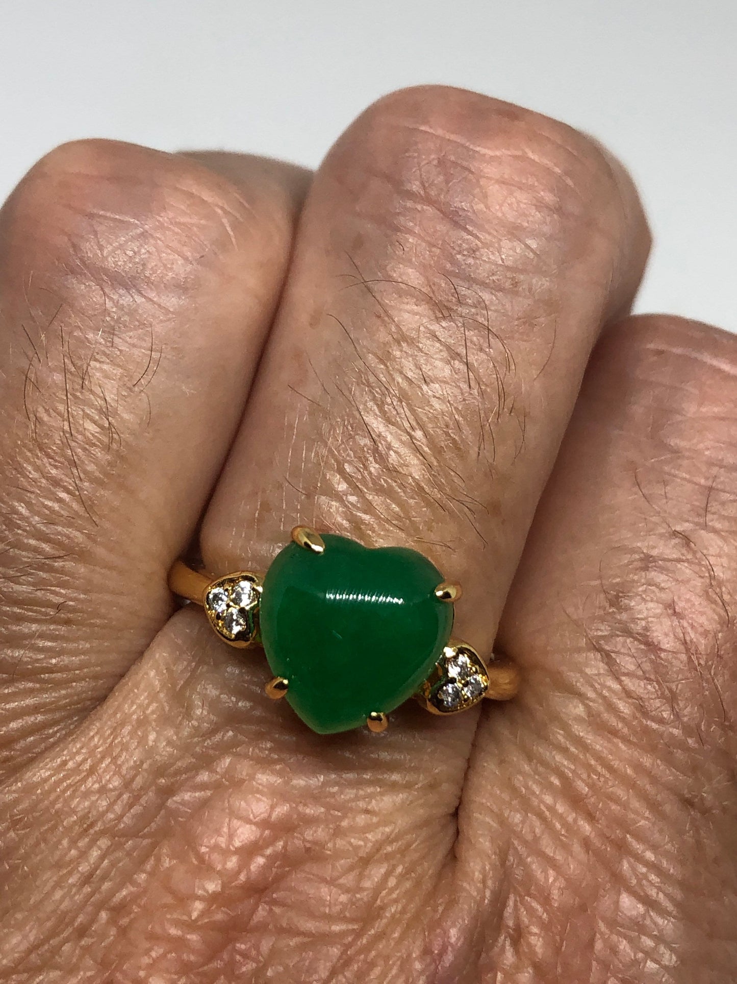 Vintage Lucky Green Nephrite Jade Heart Gold Rhodium Ring