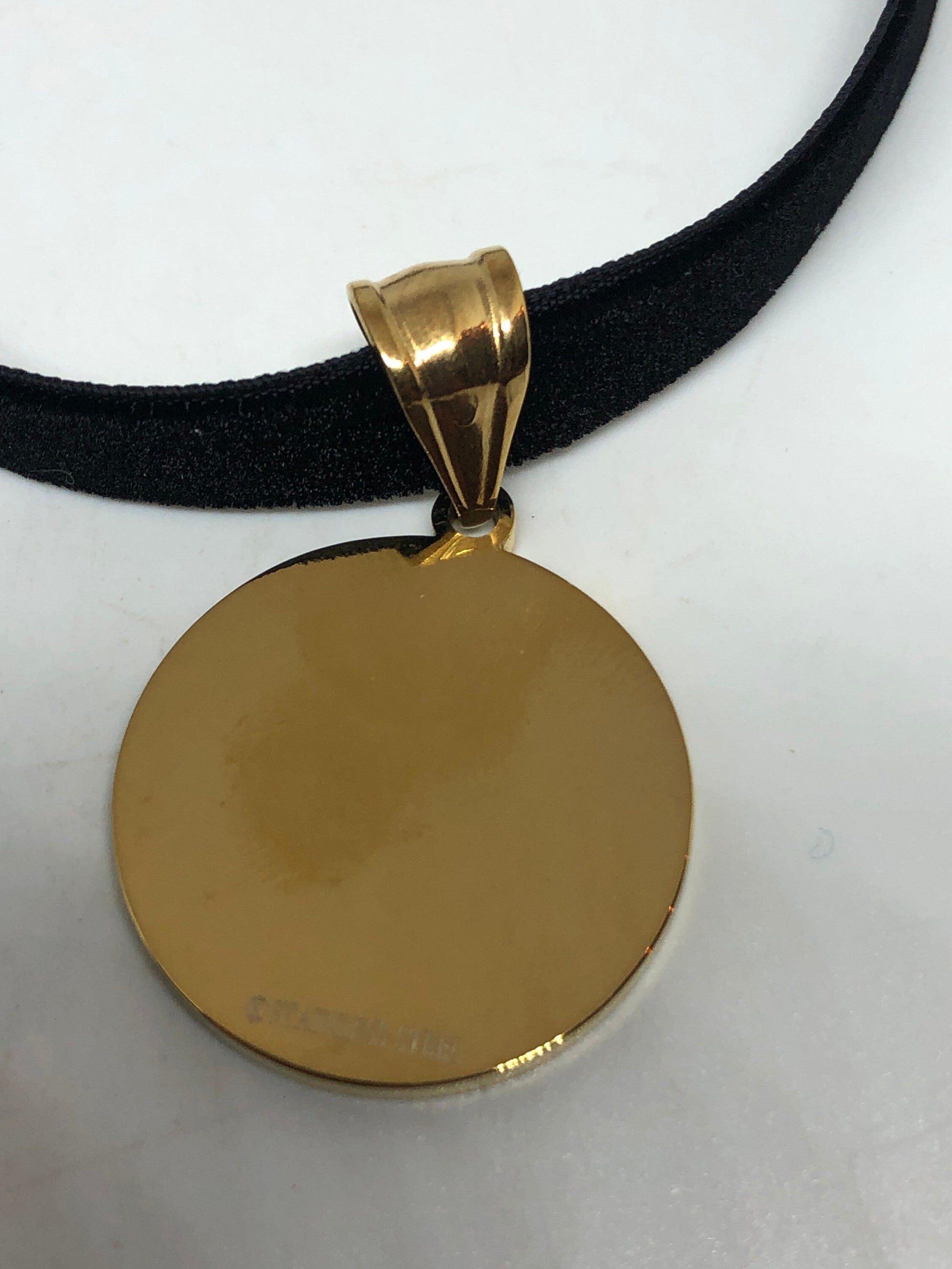 Vintage Yin Yang Gold Stainless Steel Gothic Pendant Necklace Velvet Ribbon Choker