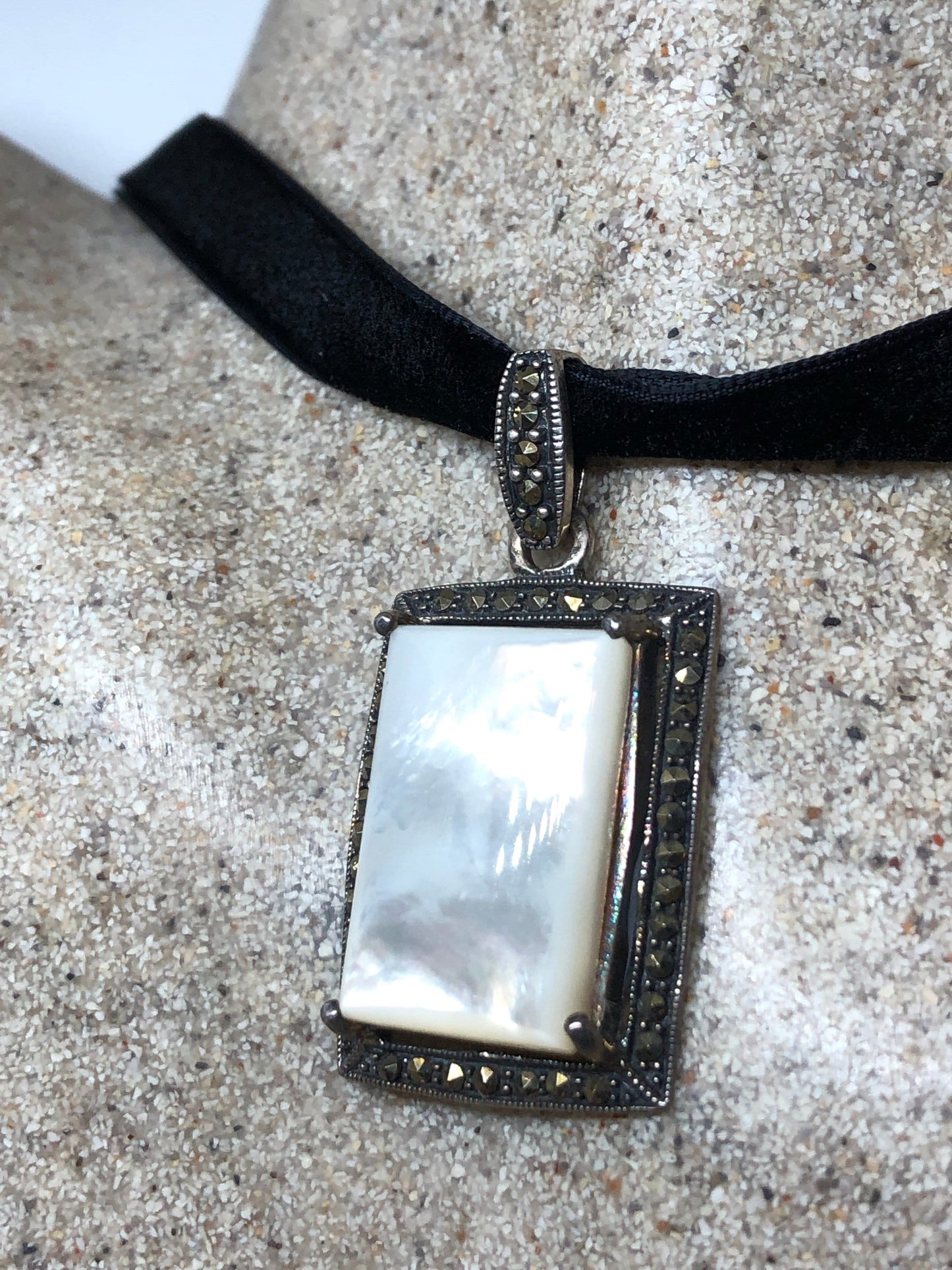 Vintage Deco Marcasite 925 Sterling Silver Mother of Pearl Deco Pendant Necklace