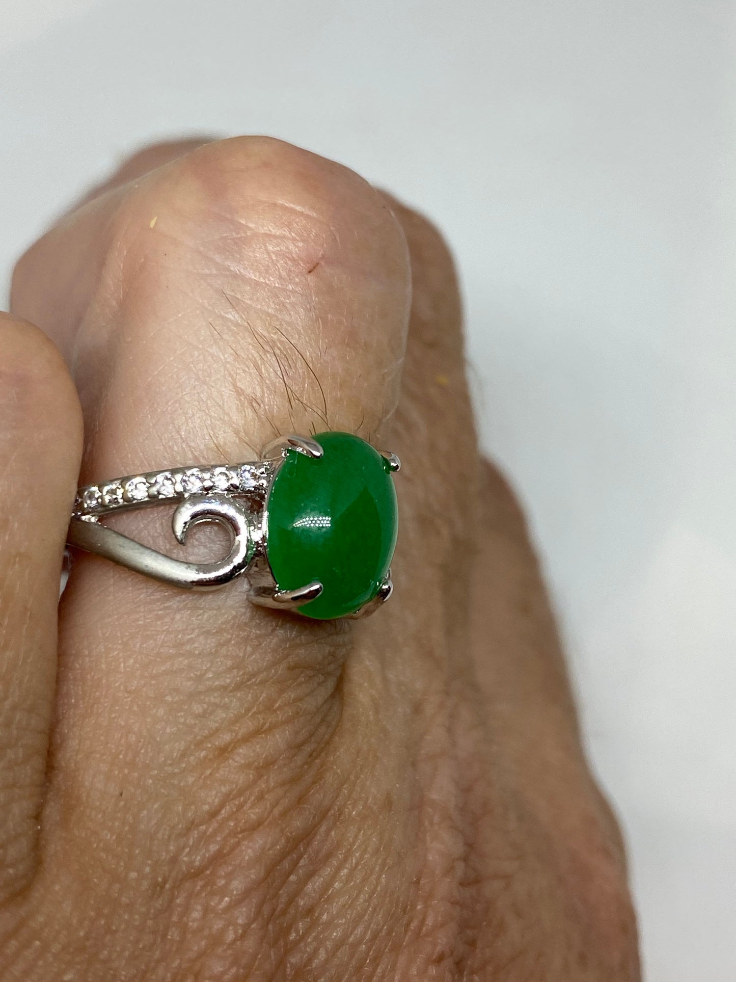 Vintage Lucky Green Nephrite Jade Ring