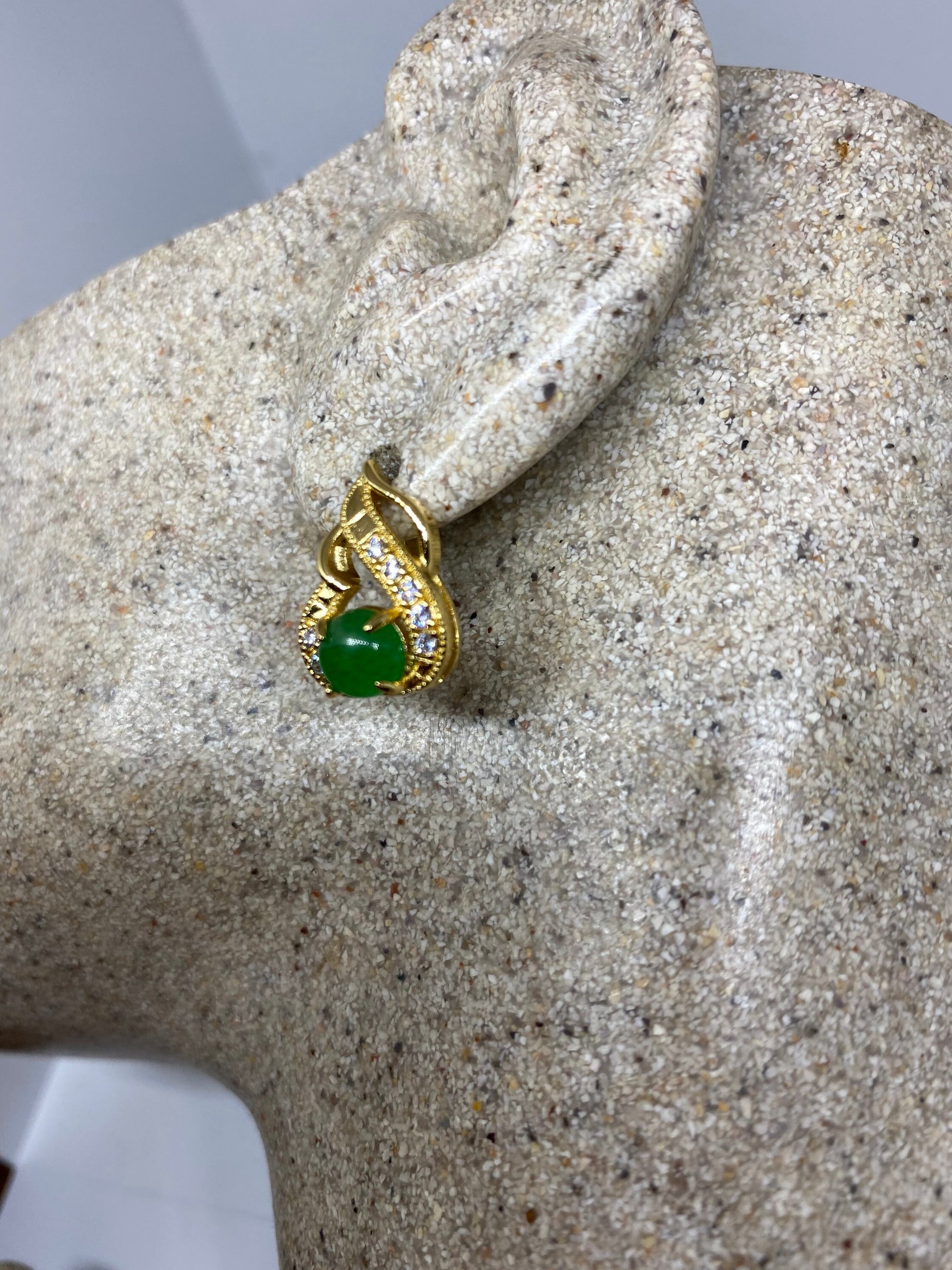 Vintage Green Jade Golden Earrings Stud Button