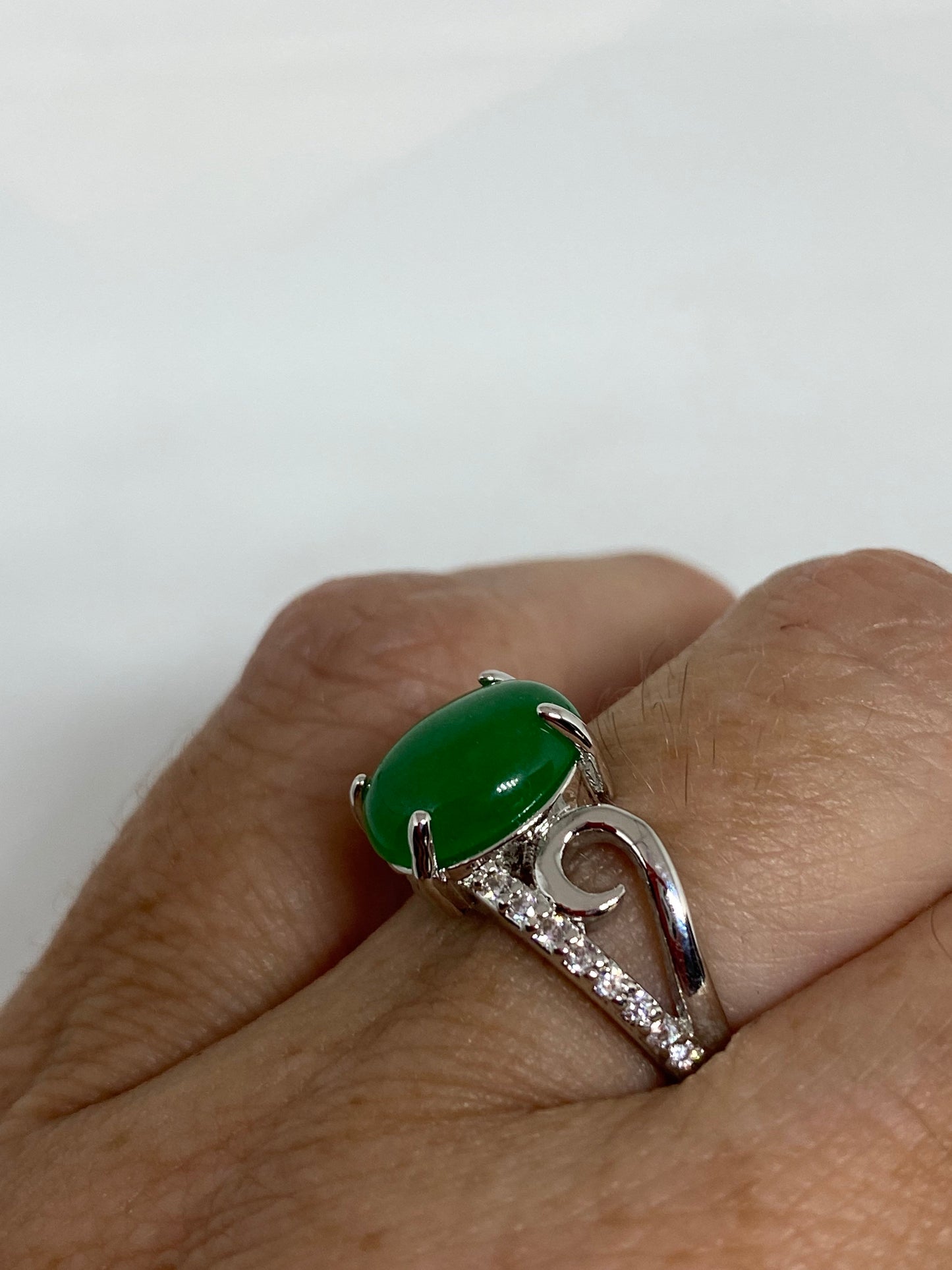 Vintage Lucky Green Nephrite Jade Ring