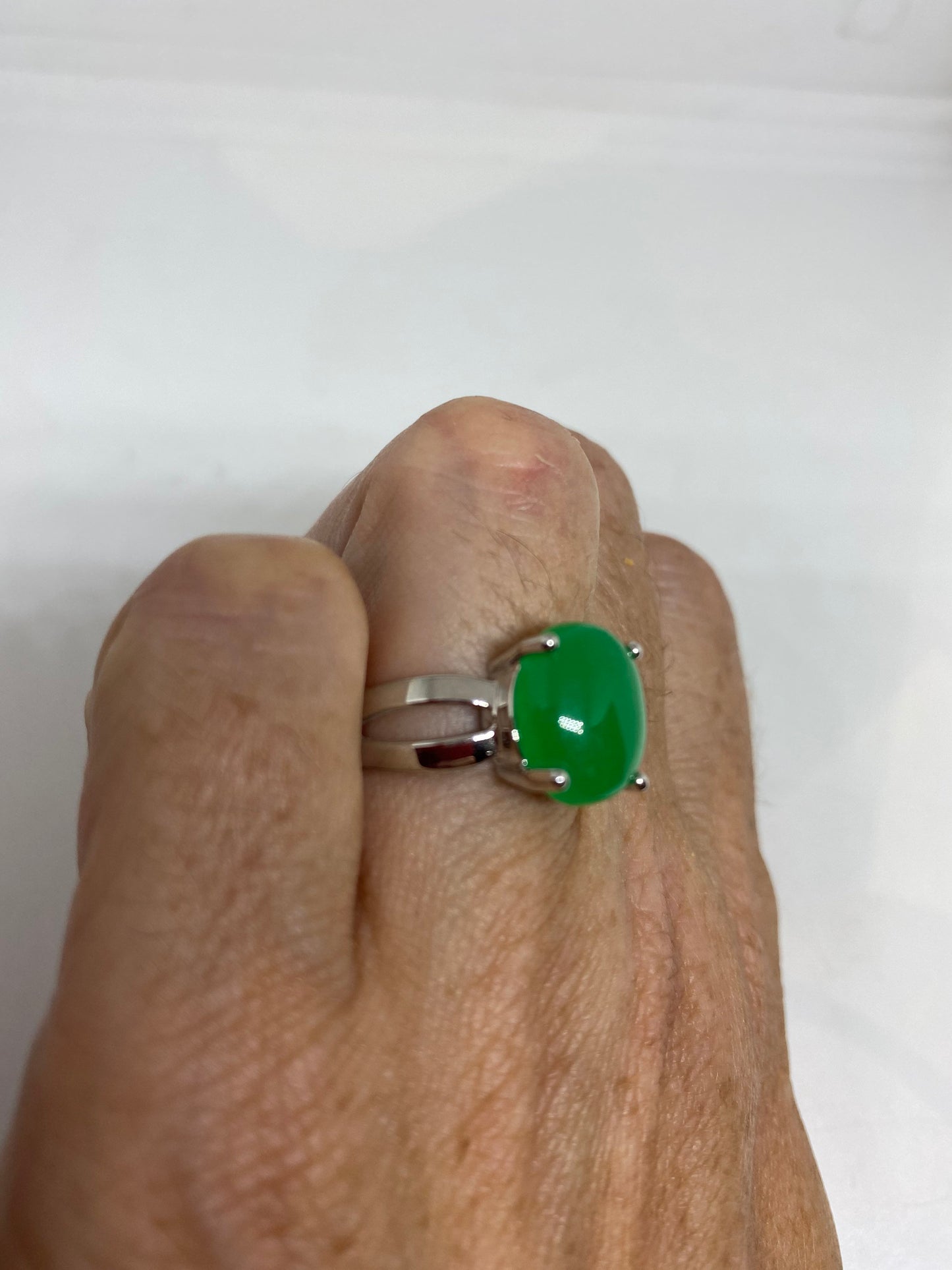 Vintage Lucky Green Nephrite Jade Ring