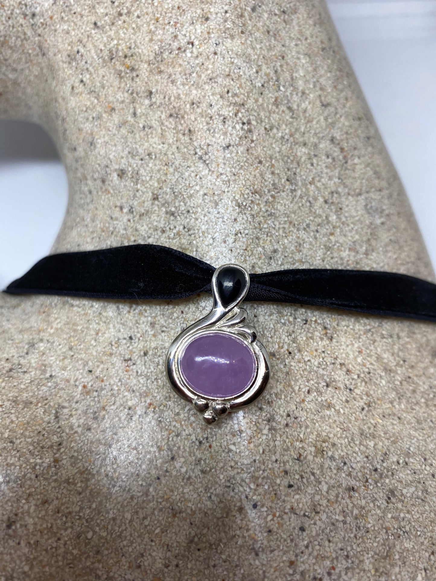 Vintage Purple Jade Choker 925 Sterling Silver Pendant Necklace