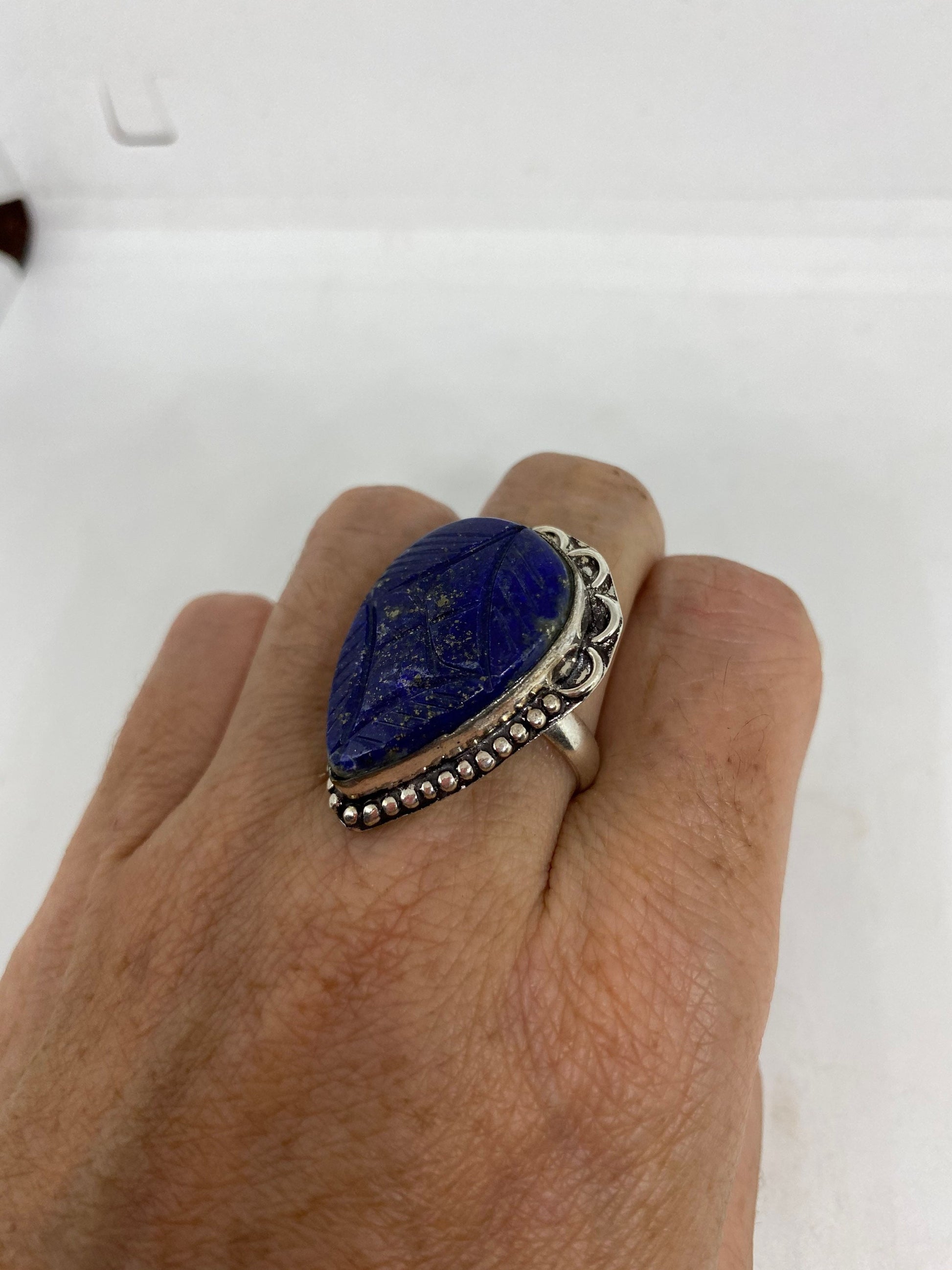 Vintage Blue Flower Carved Lapis Lazuli Ring