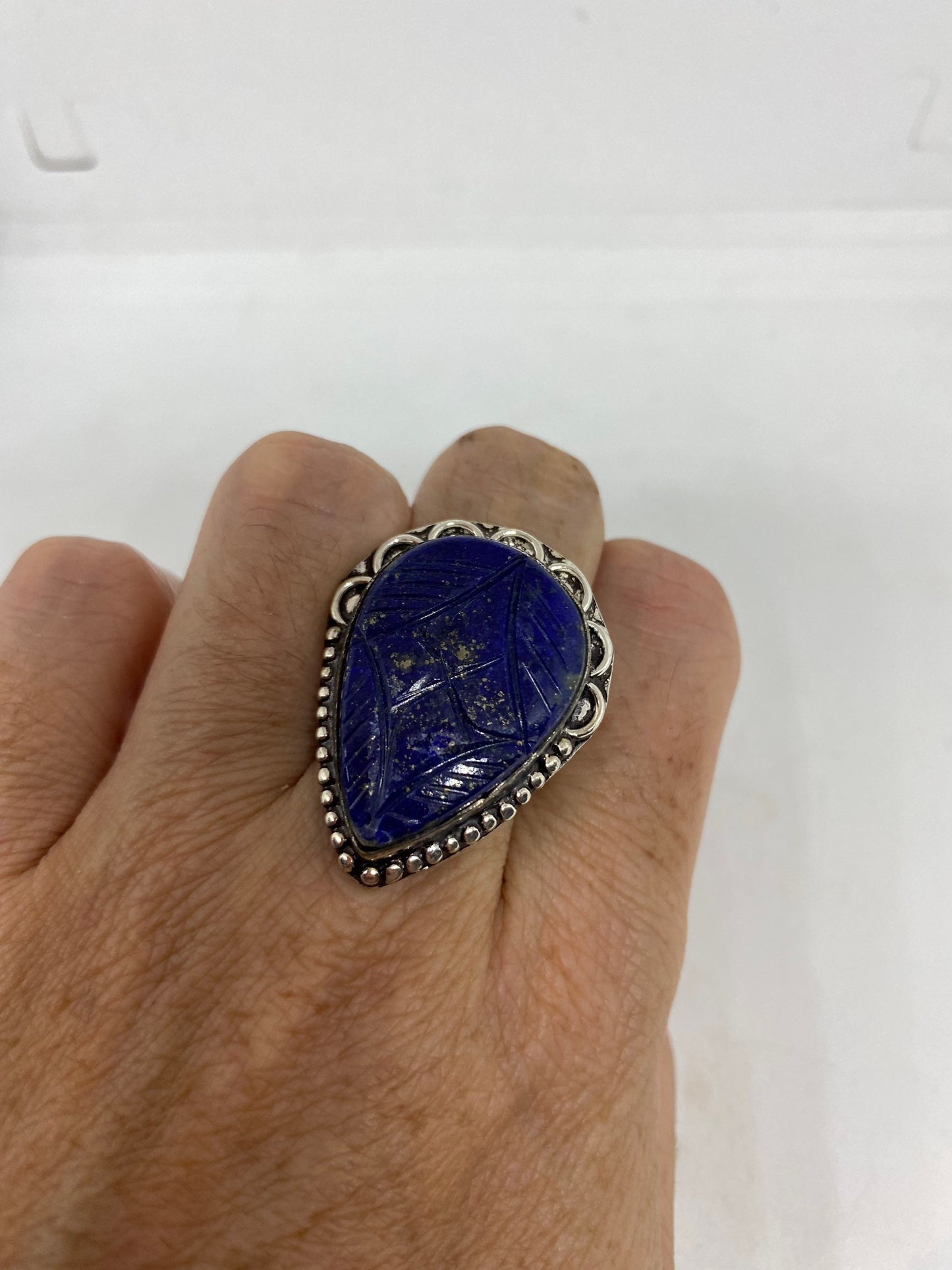 Vintage Blue Flower Carved Lapis Lazuli Ring