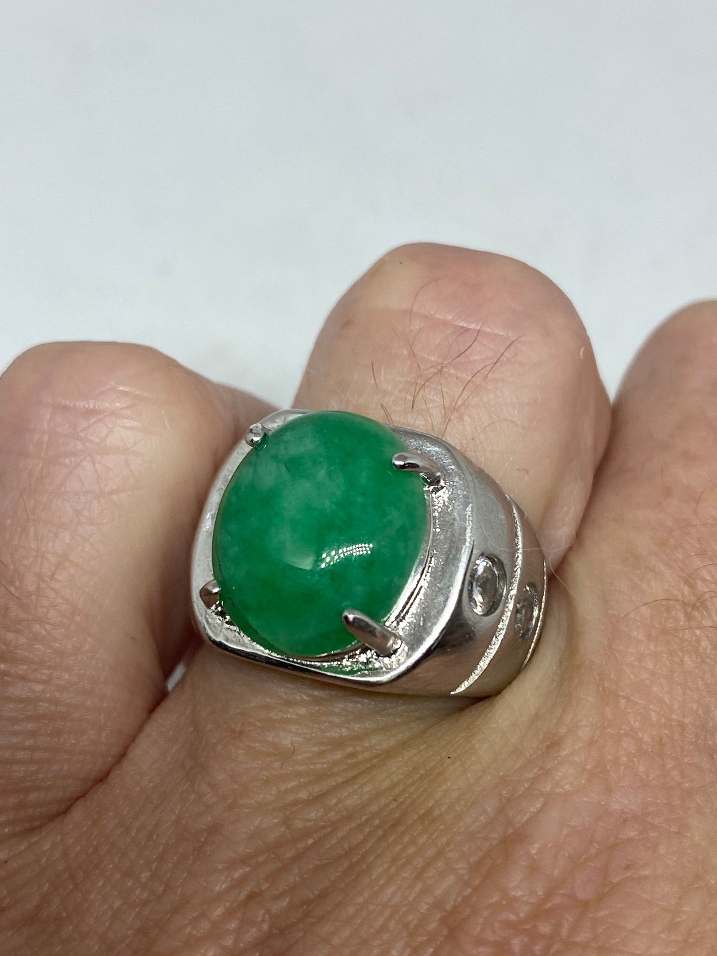 Vintage Lucky Green Nephrite Jade Ring