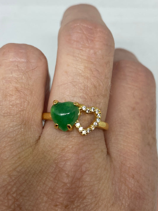 Vintage Lucky Green Nephrite Jade Heart Ring