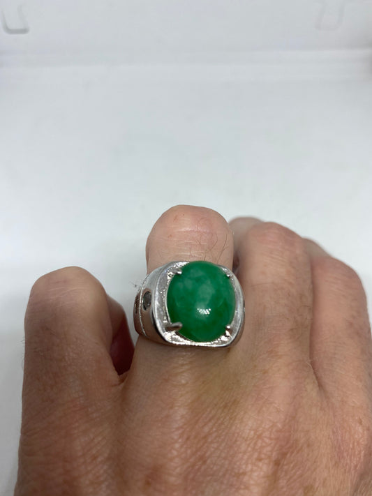 Vintage Lucky Green Nephrite Jade Ring