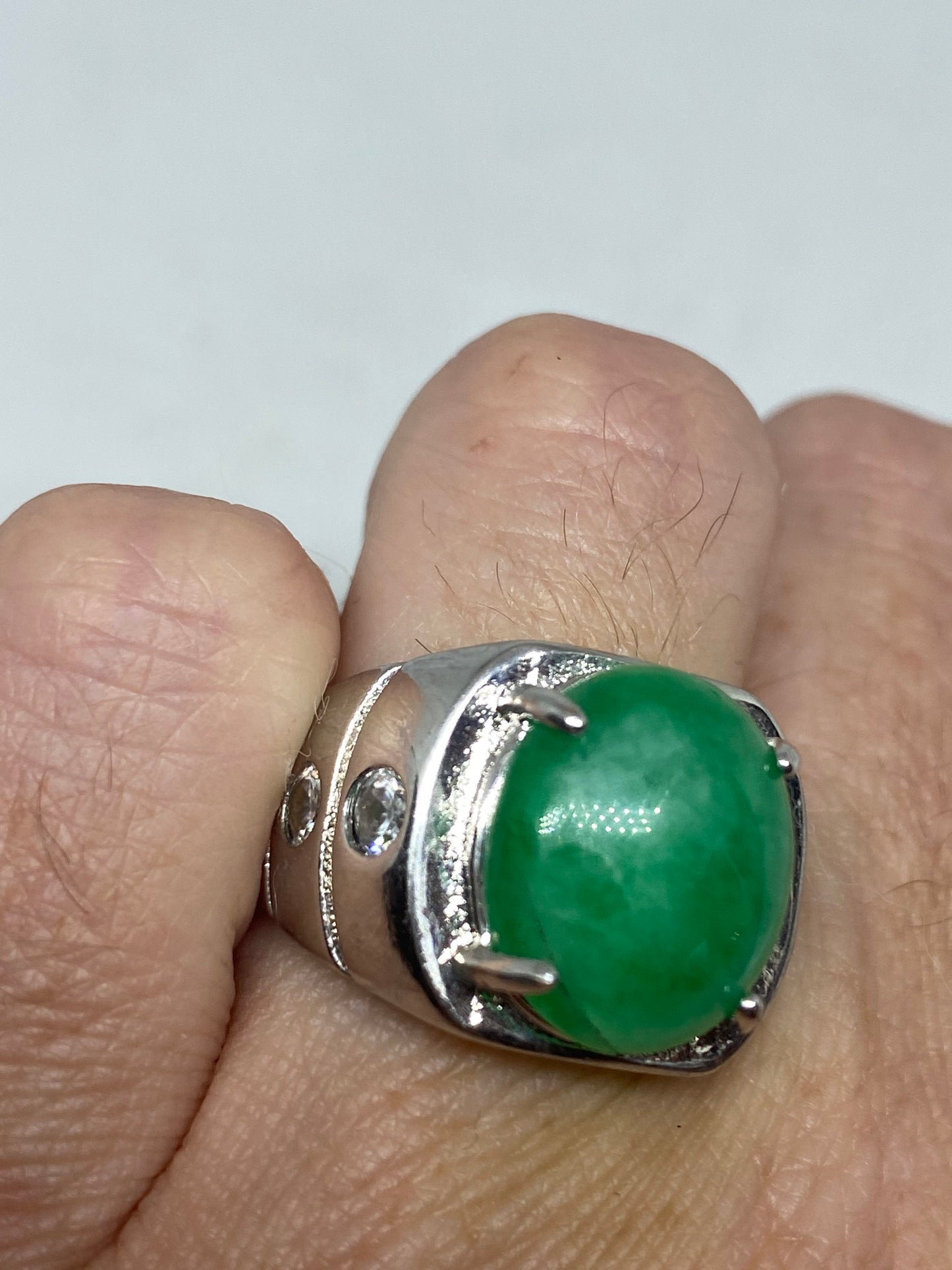 Vintage Lucky Green Nephrite Jade Ring