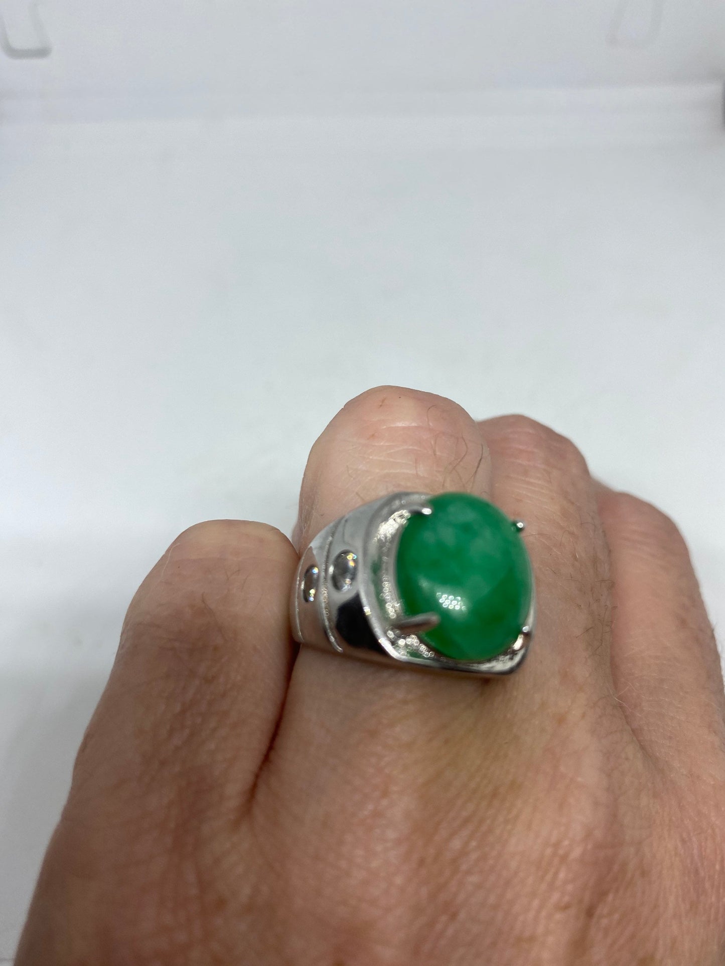 Vintage Lucky Green Nephrite Jade Ring