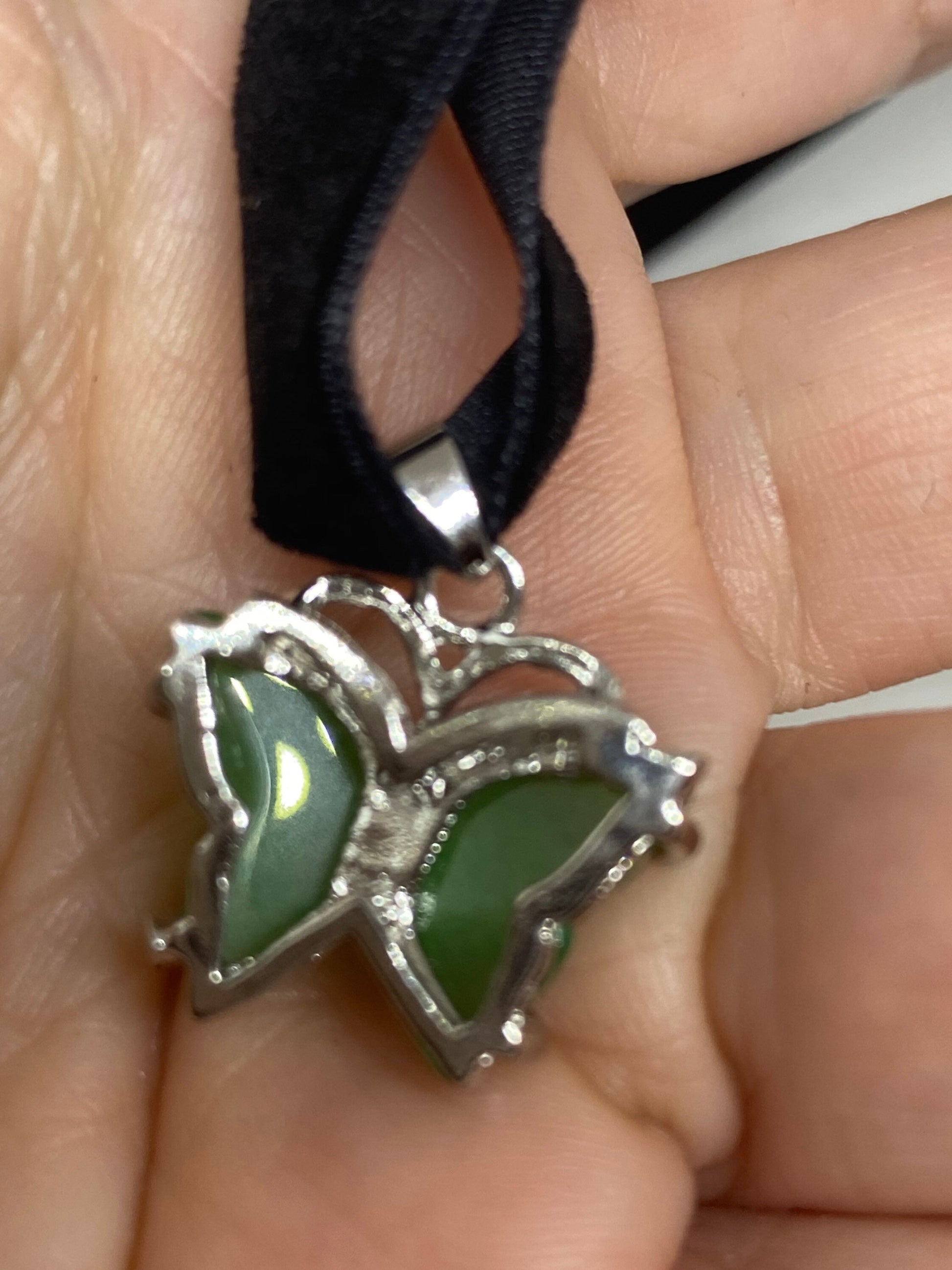 Vintage Green Jade Choker Silver Finish Necklace Pendant