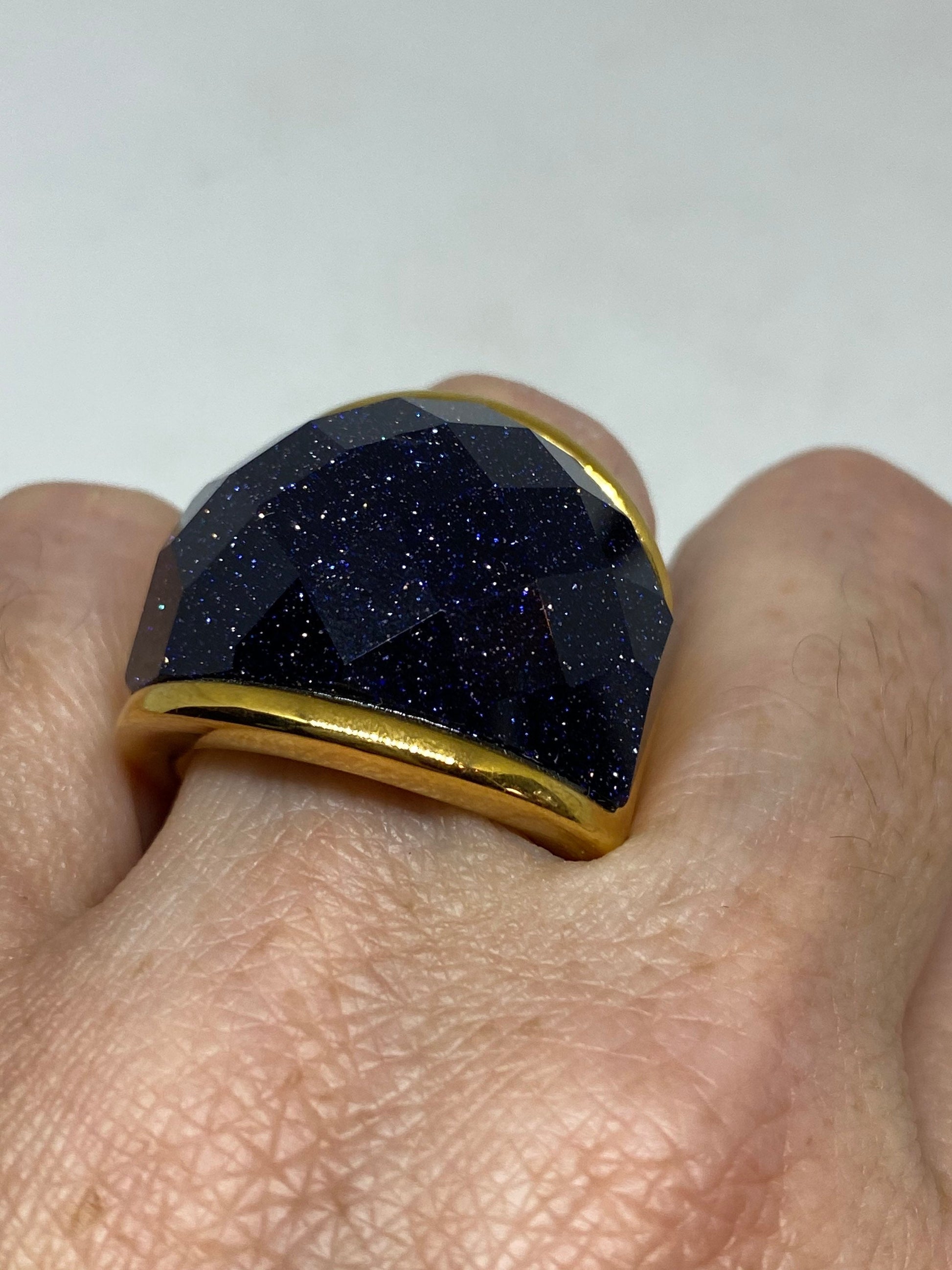 Vintage Handmade Deep Black Gold Sandstone Setting Silver Ring