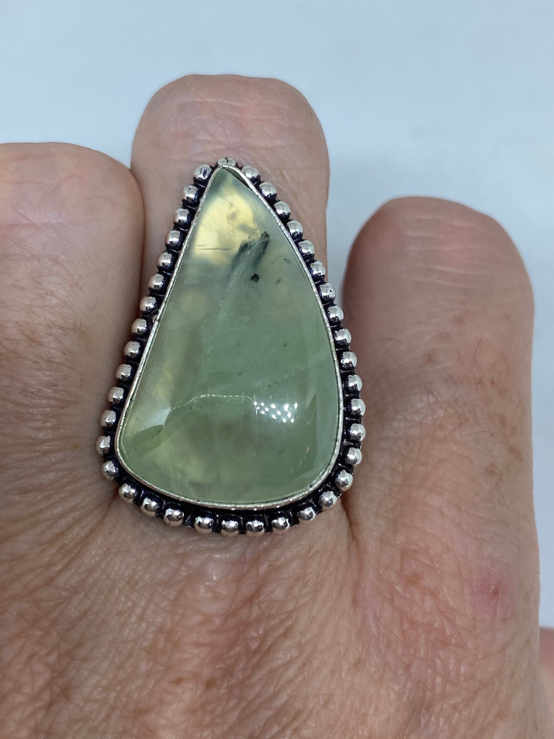 Vintage Green Nephrite Jade Ring