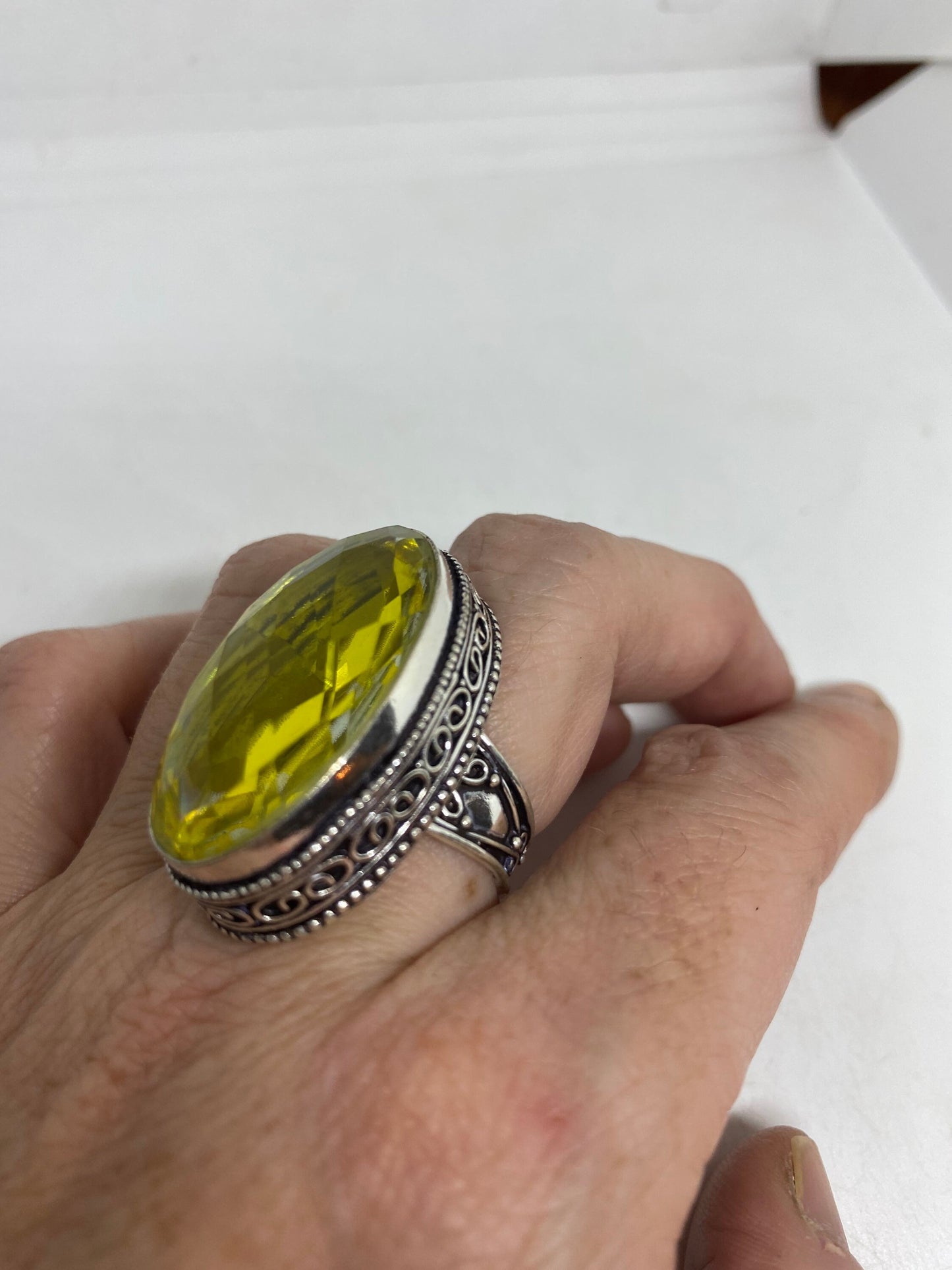 Vintage Yellow Vintage Art Glass Cocktail Ring Size 7