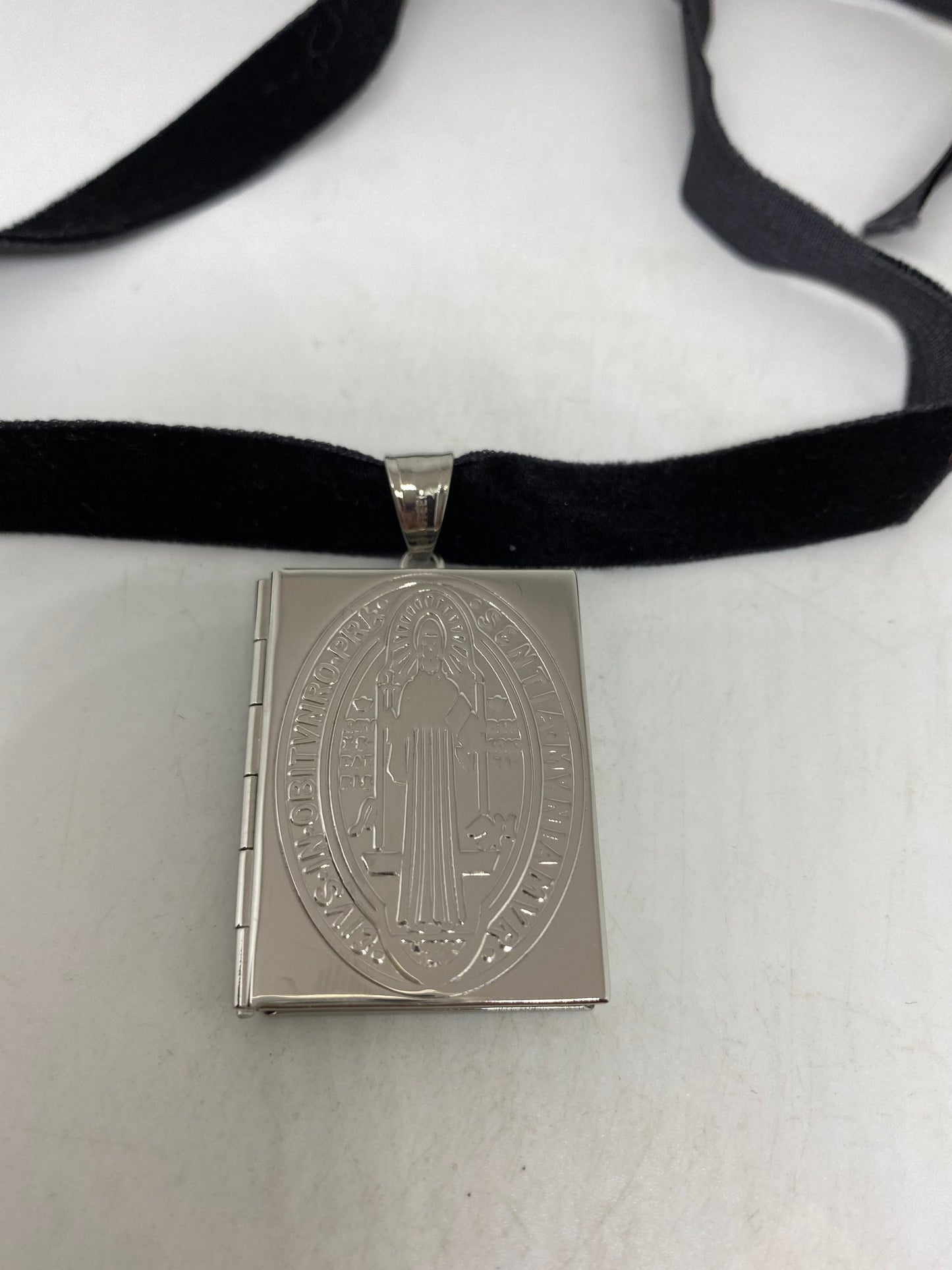 Vintage Cross Locket Choker Silver Stainless Steel Deco Etched Necklace