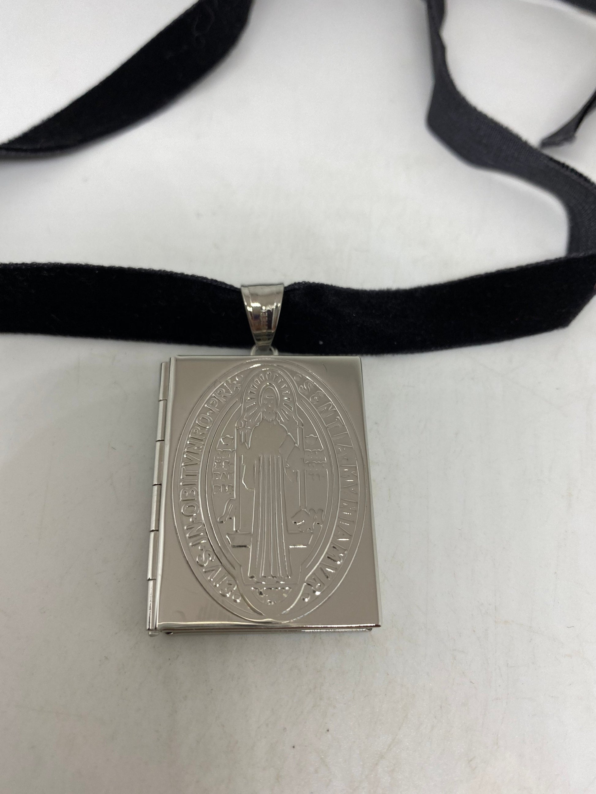 Vintage Cross Locket Choker Silver Stainless Steel Deco Etched Necklace