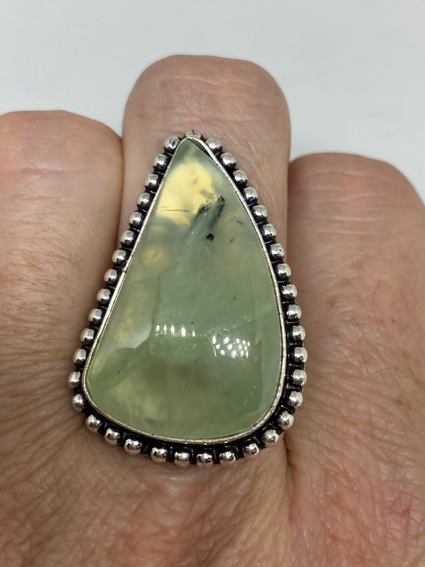 Vintage Green Nephrite Jade Ring