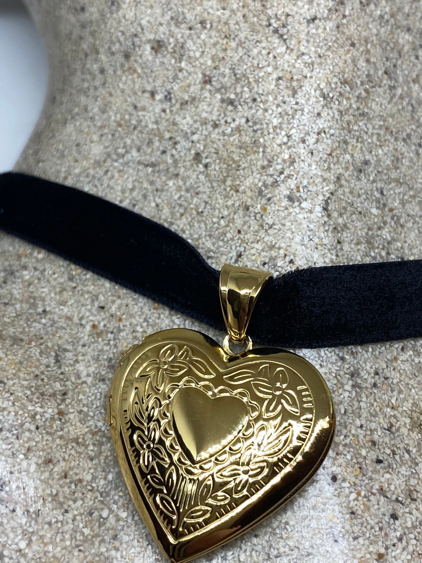 Vintage Gold Locket | Tiny Heart Photo Charm Golden Stainless Steel Deco Etched Choker Necklace