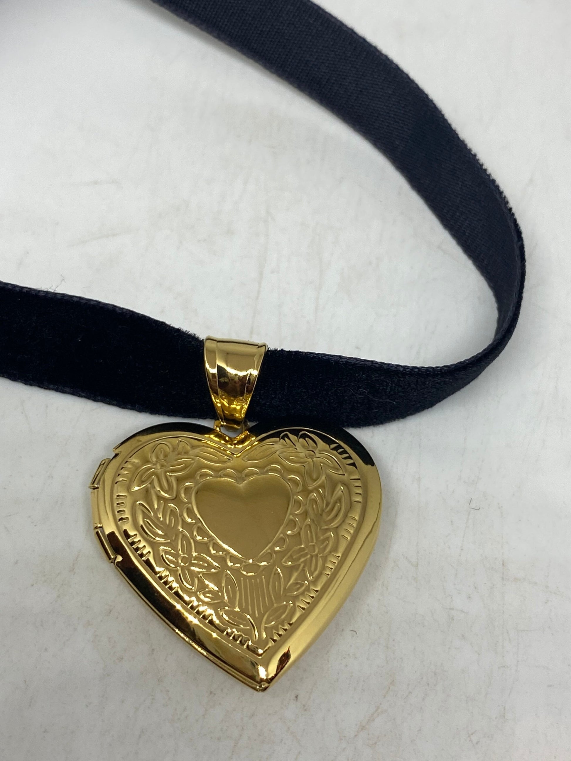 Vintage Gold Locket | Tiny Heart Photo Charm Golden Stainless Steel Deco Etched Choker Necklace