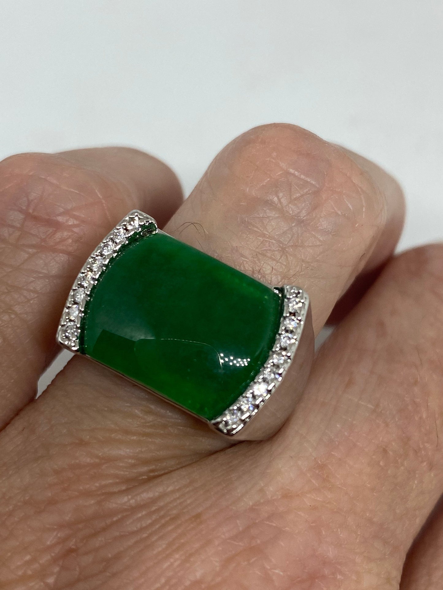 Vintage Lucky Green Nephrite Jade Ring