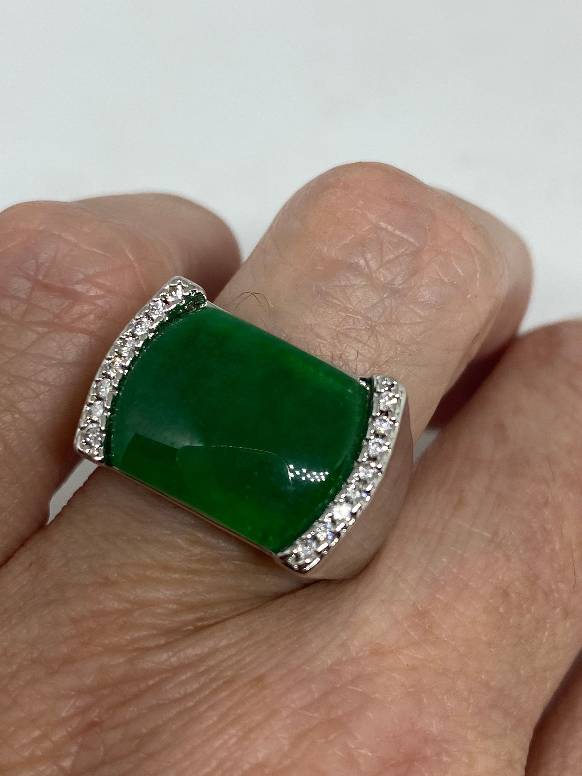 Vintage Lucky Green Nephrite Jade Ring