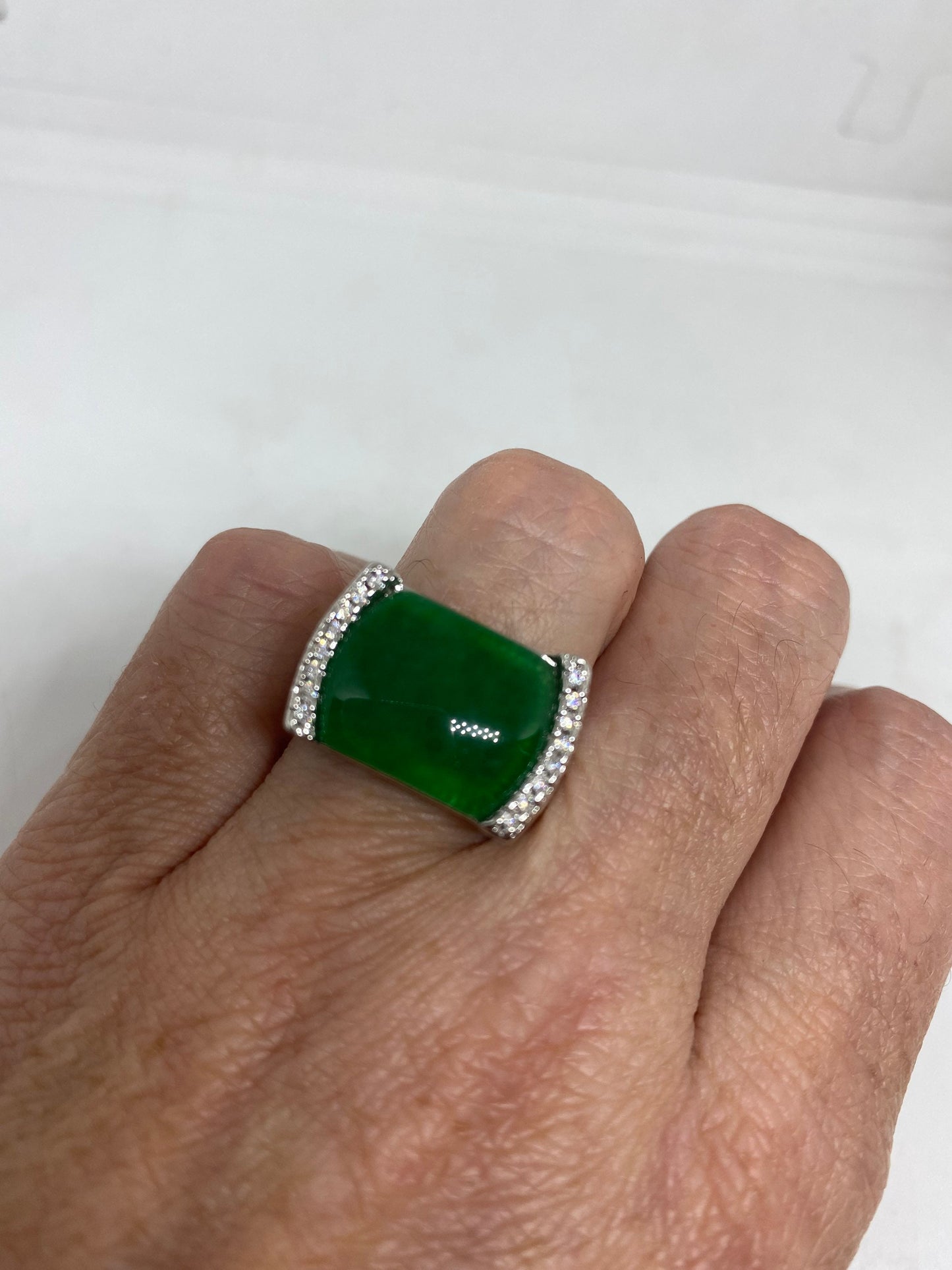 Vintage Lucky Green Nephrite Jade Ring