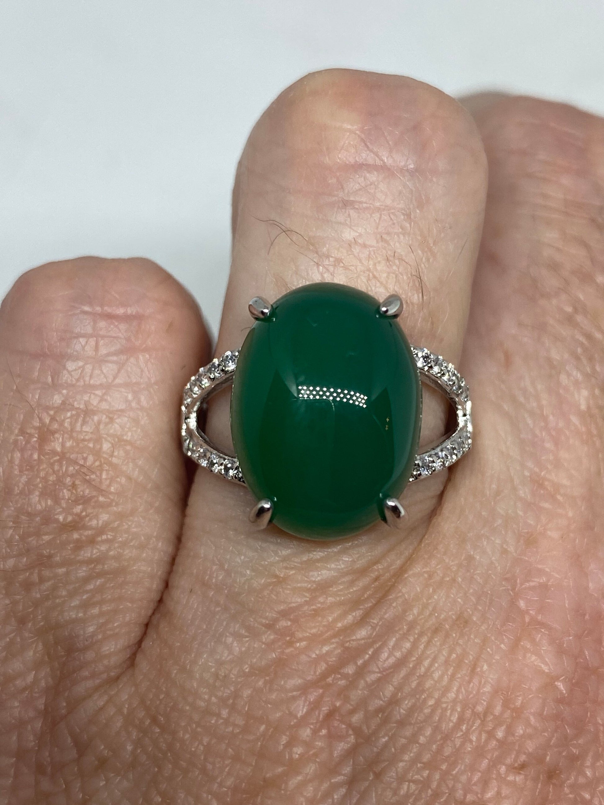 Vintage Lucky Green Nephrite Jade Ring