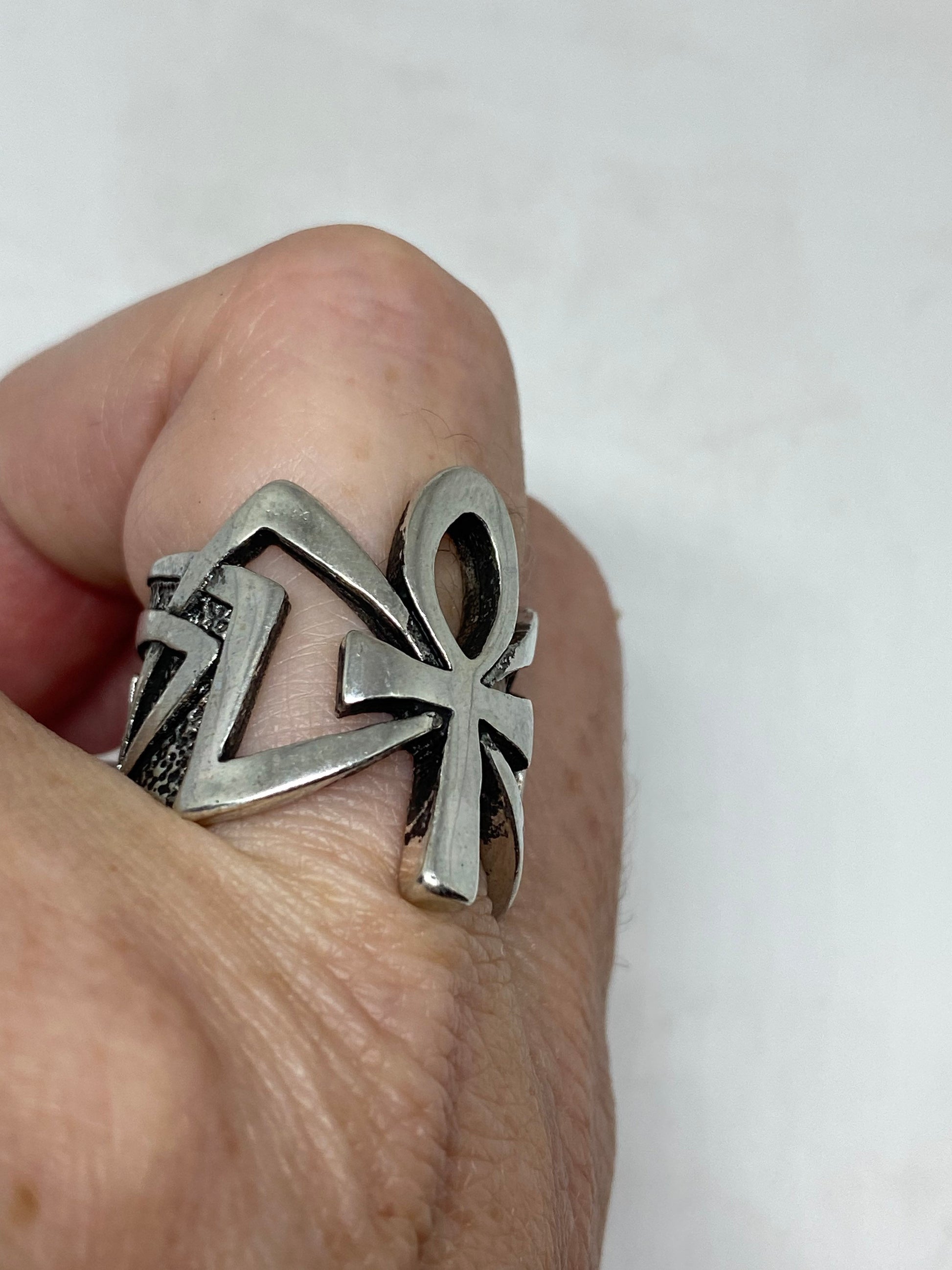 Vintage Silver White Bronze Gothic Egyptian Ankh Men Ring